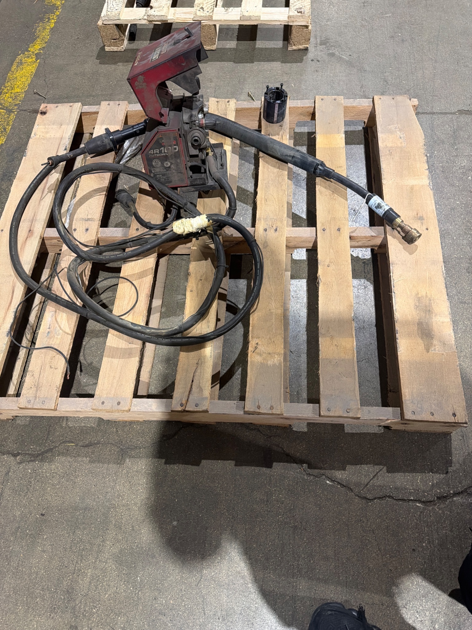 LINCOLN ELECTRIC AUTODRIVE 4R100 Industrial Wire Feeder USED 2