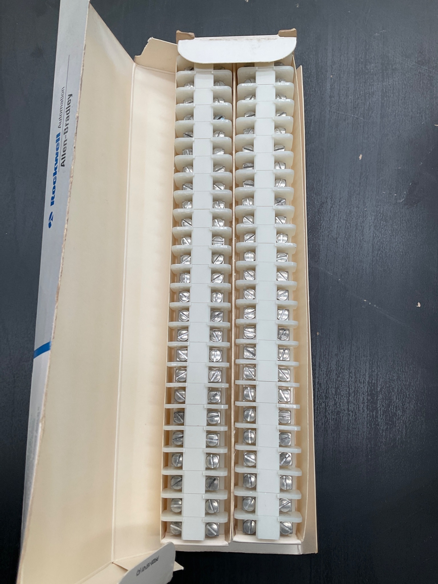 ALLEN‑BRADLEY 1492‑F3 Terminal Blocks 50 PCS NEW 1