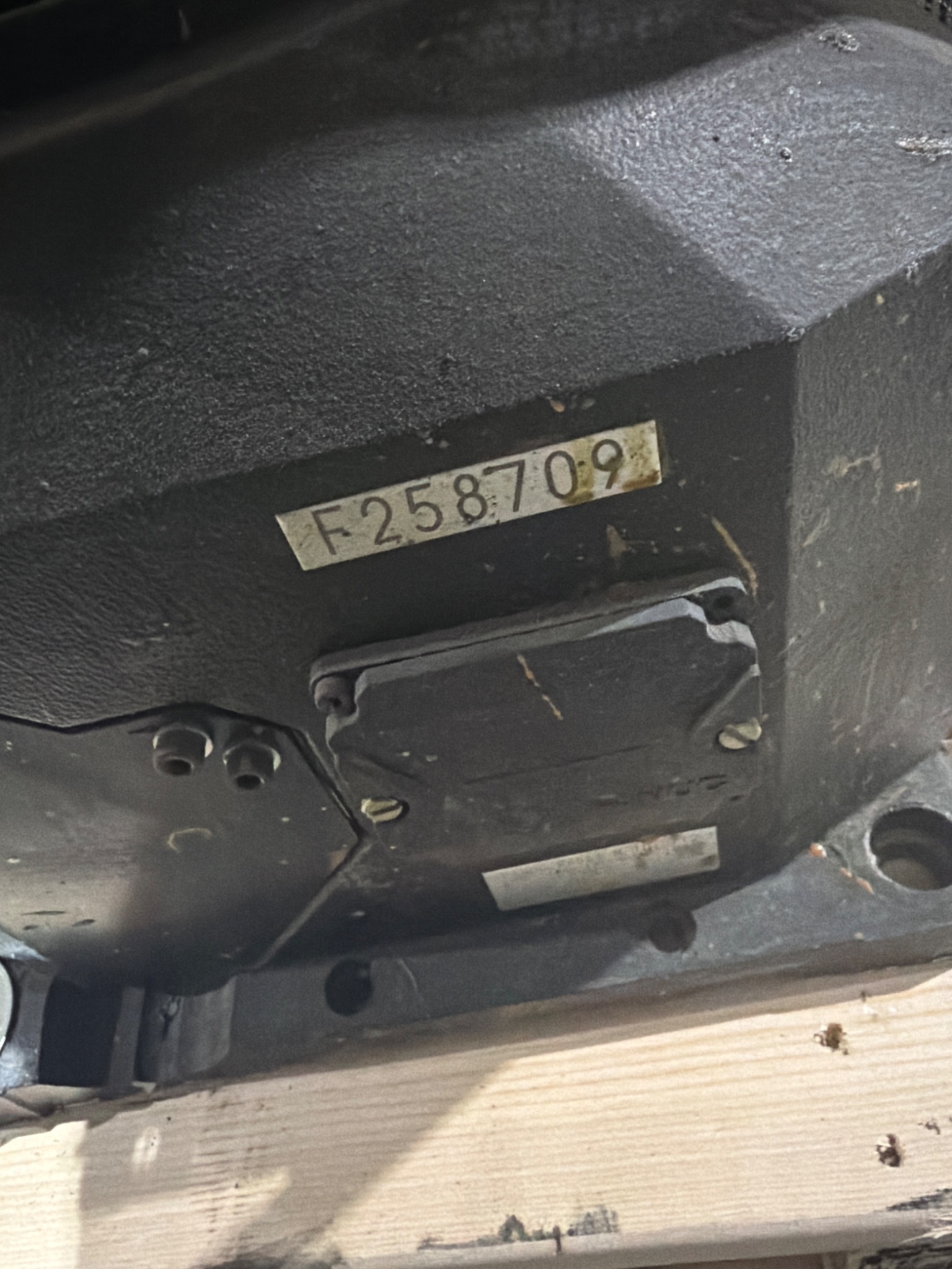 FANUC M‑10iD/12 Complete w/ R‑30iB Plus Controller USED - Missing Pendant 10