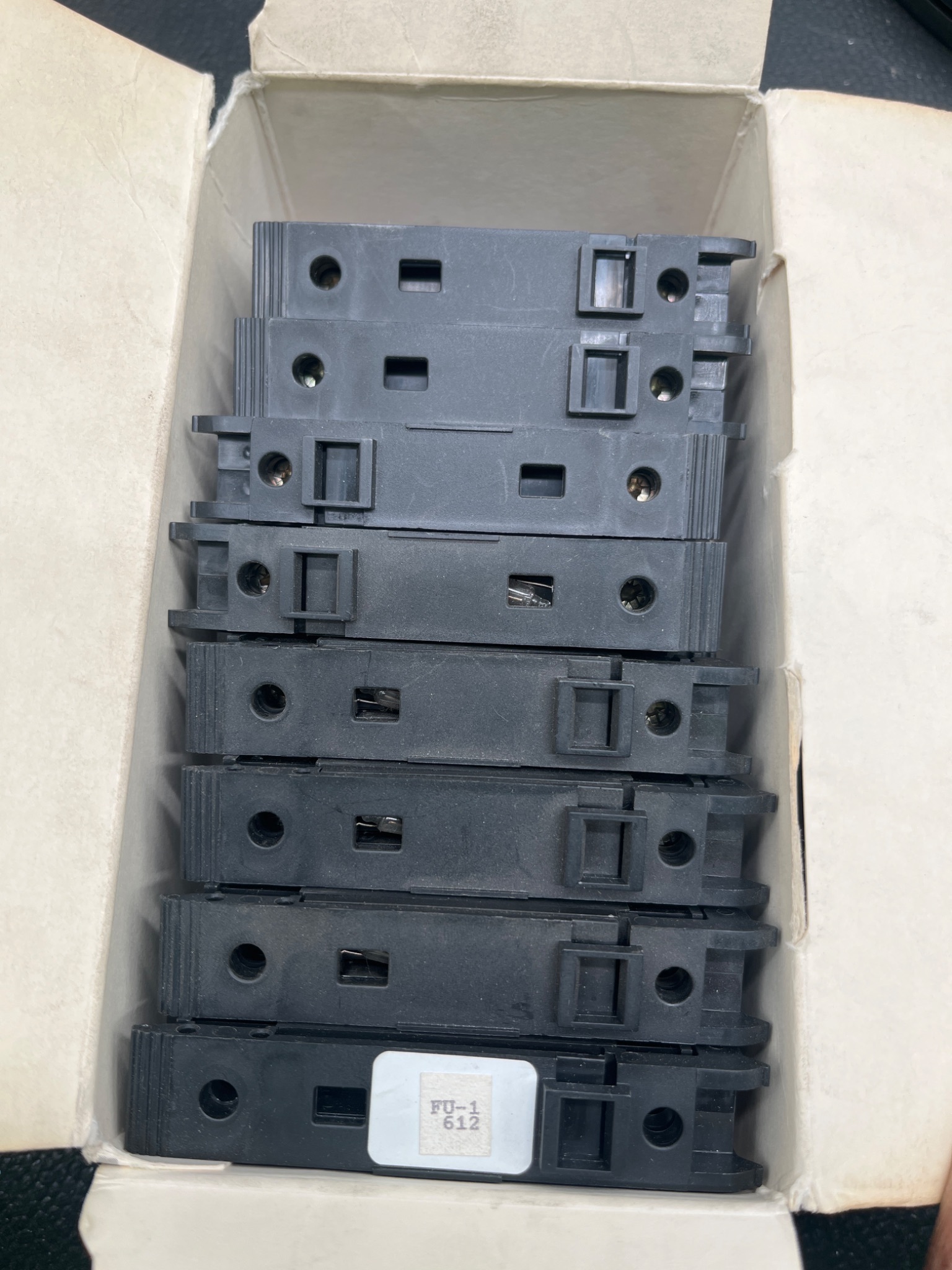 ALLEN‑BRADLEY 1492‑WFB10250 Series A Terminal Blocks BOX OF 8 NEW 1