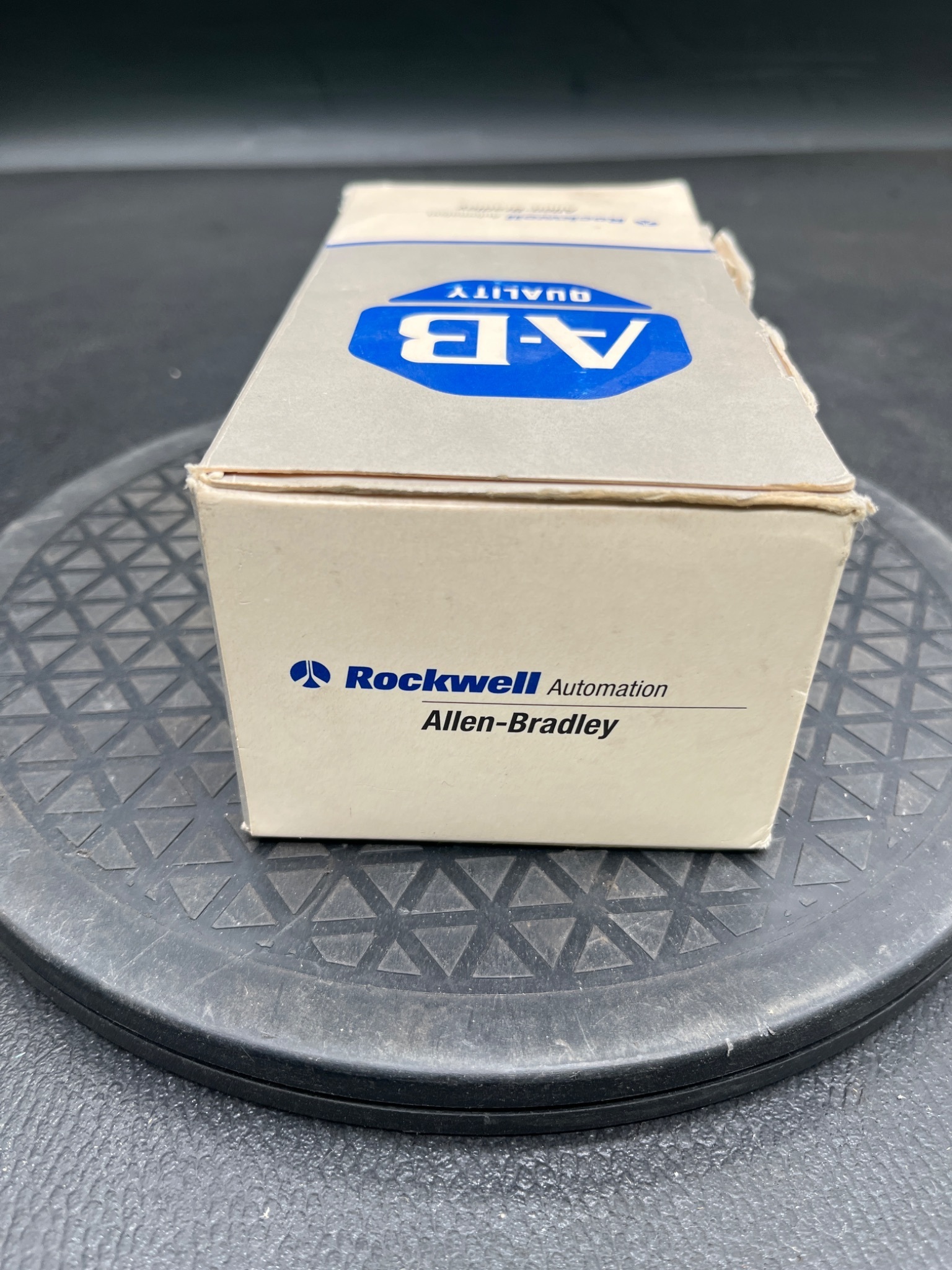 ALLEN‑BRADLEY 1492‑WFB10250 Series A Terminal Blocks BOX OF 8 NEW 4