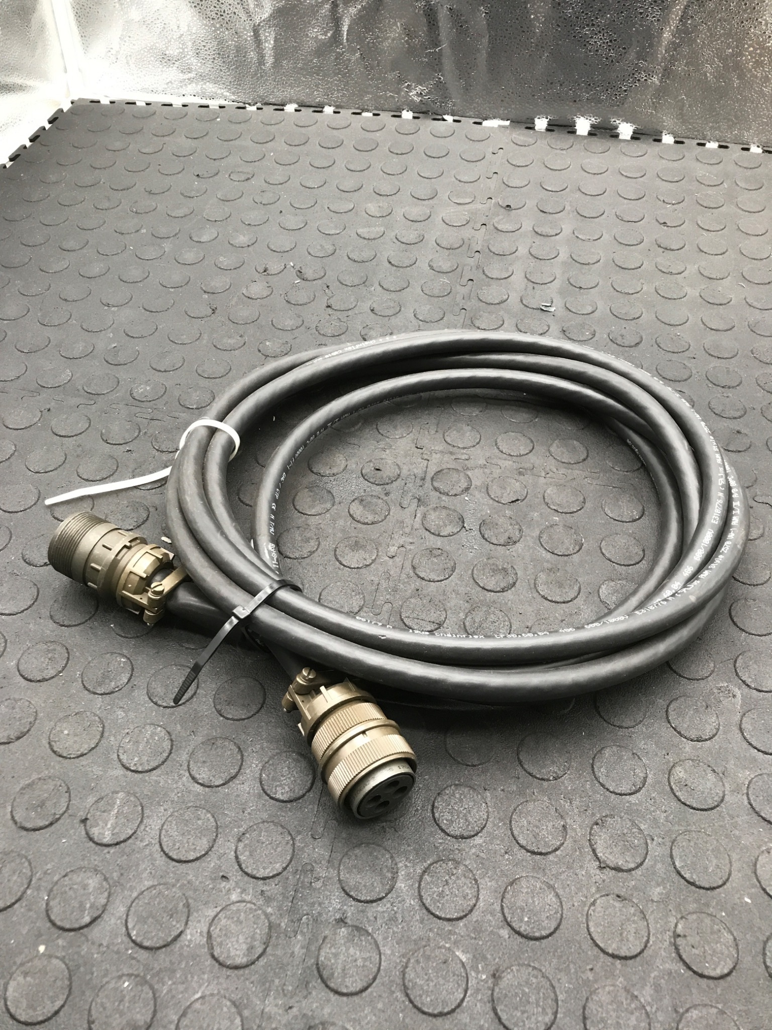 IGUS CHAINFLEX Motor Power Cable With 4‑Pin Circular Connectors USED 0