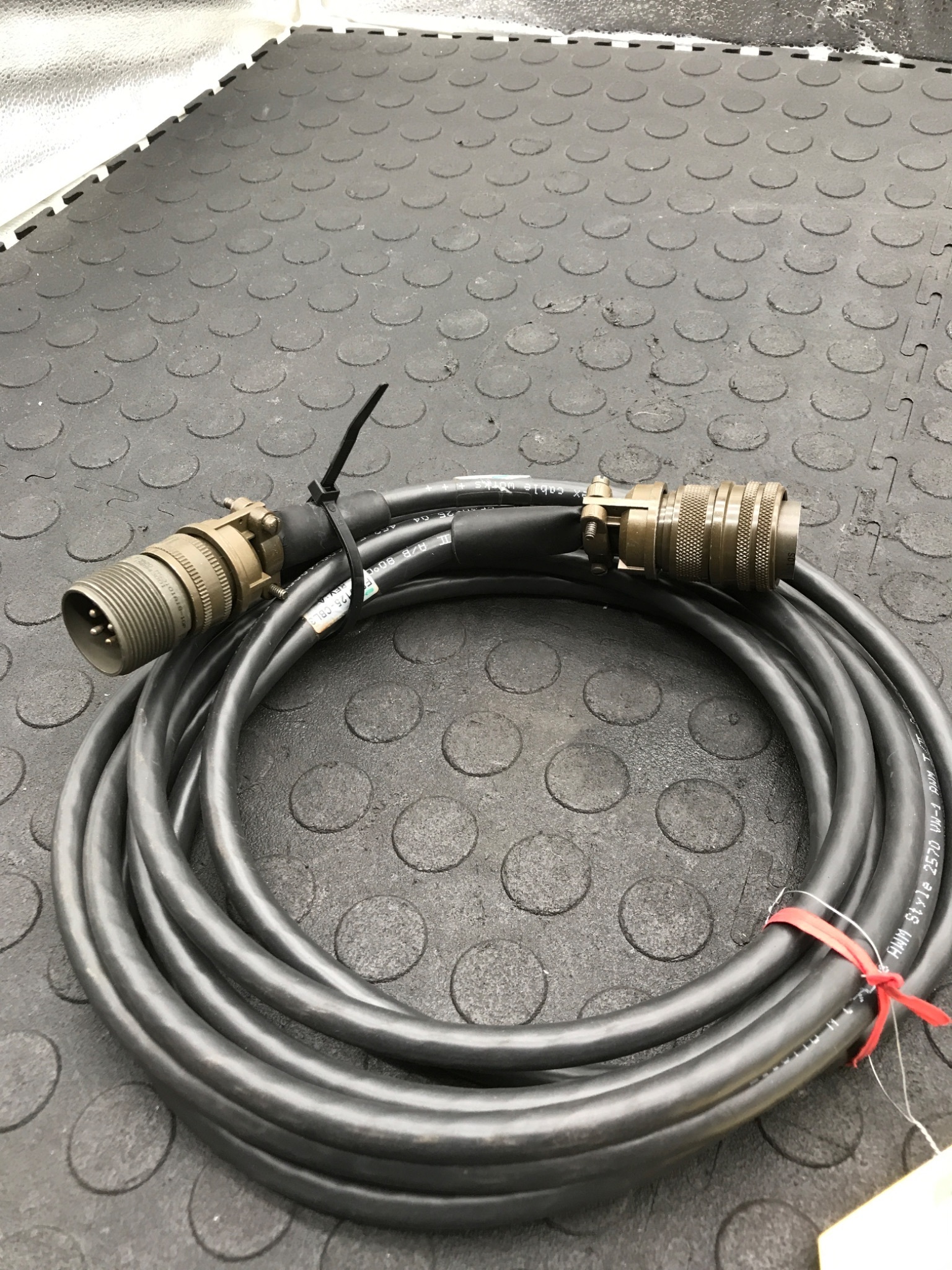 IGUS CHAINFLEX Motor Power Cable With 4‑Pin Circular Connectors USED 0