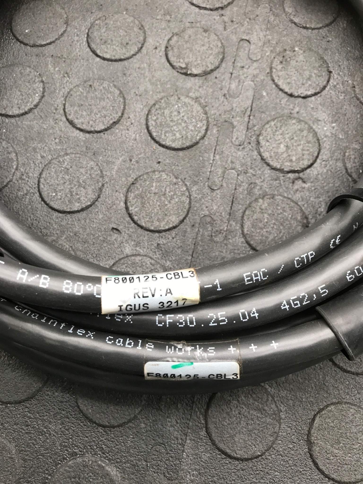 IGUS CHAINFLEX Motor Power Cable With 4‑Pin Circular Connectors USED 3