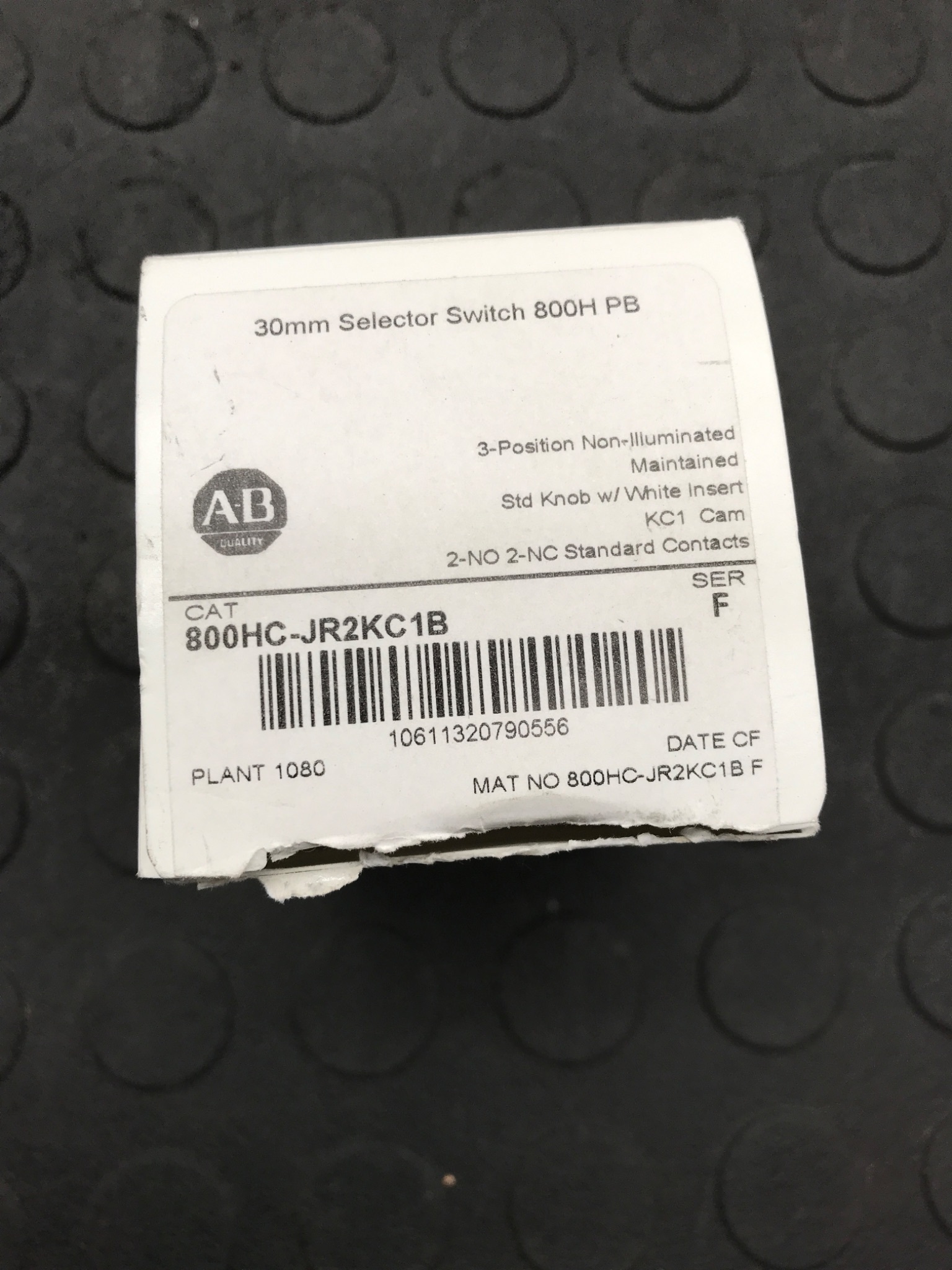 ALLEN‑BRADLEY 800HC‑JR2KC1B Selector Switch NEW 3