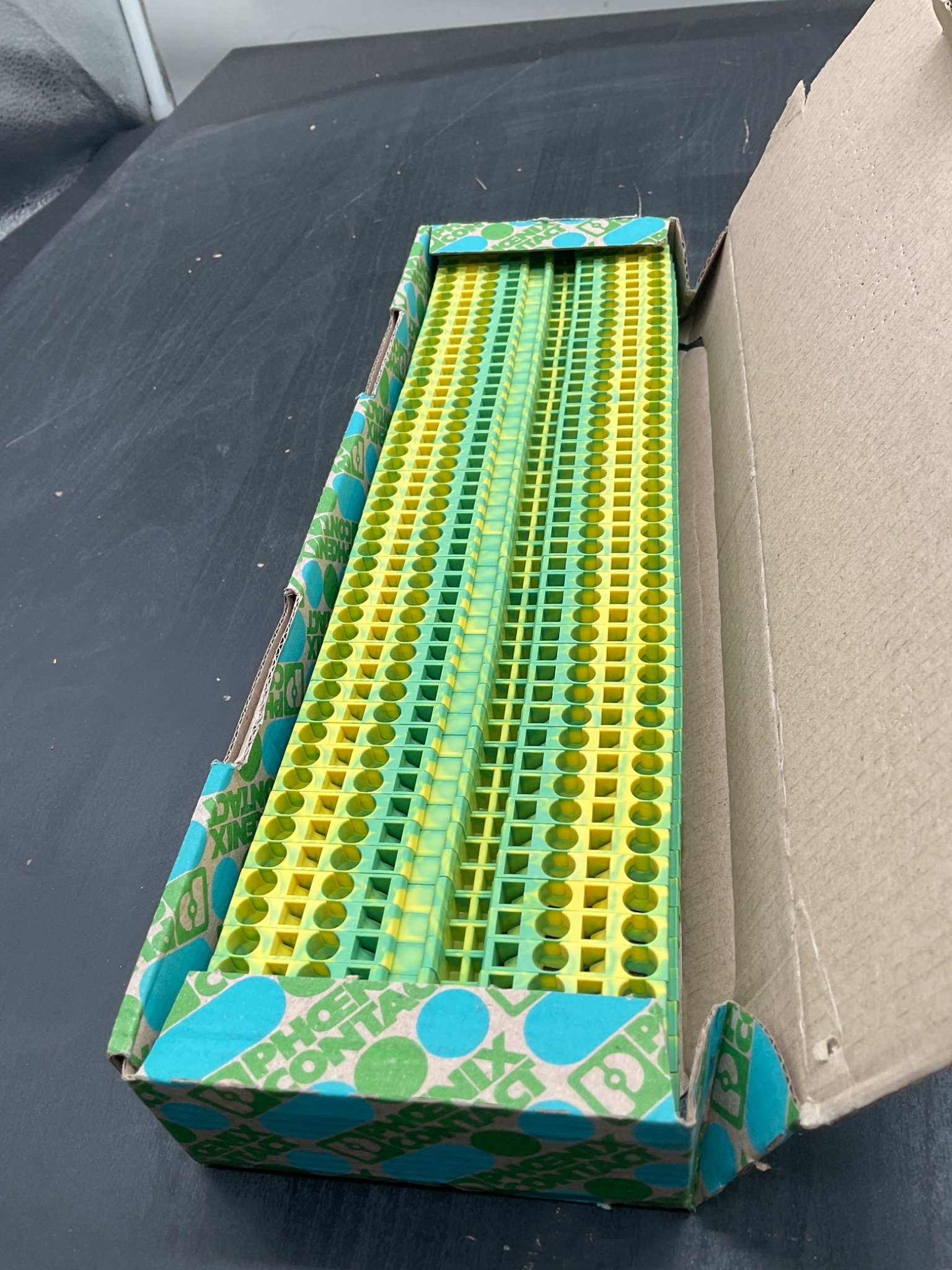 PHOENIX CONTACT ST 4‑QUATTRO‑PE Ground Terminal Blocks NEW 2