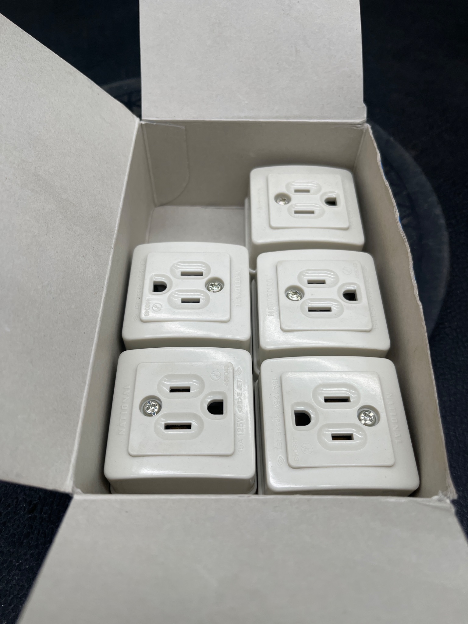 NATIONAL WK 3001W Grounded Receptacle NEW (Lot of 5) 4