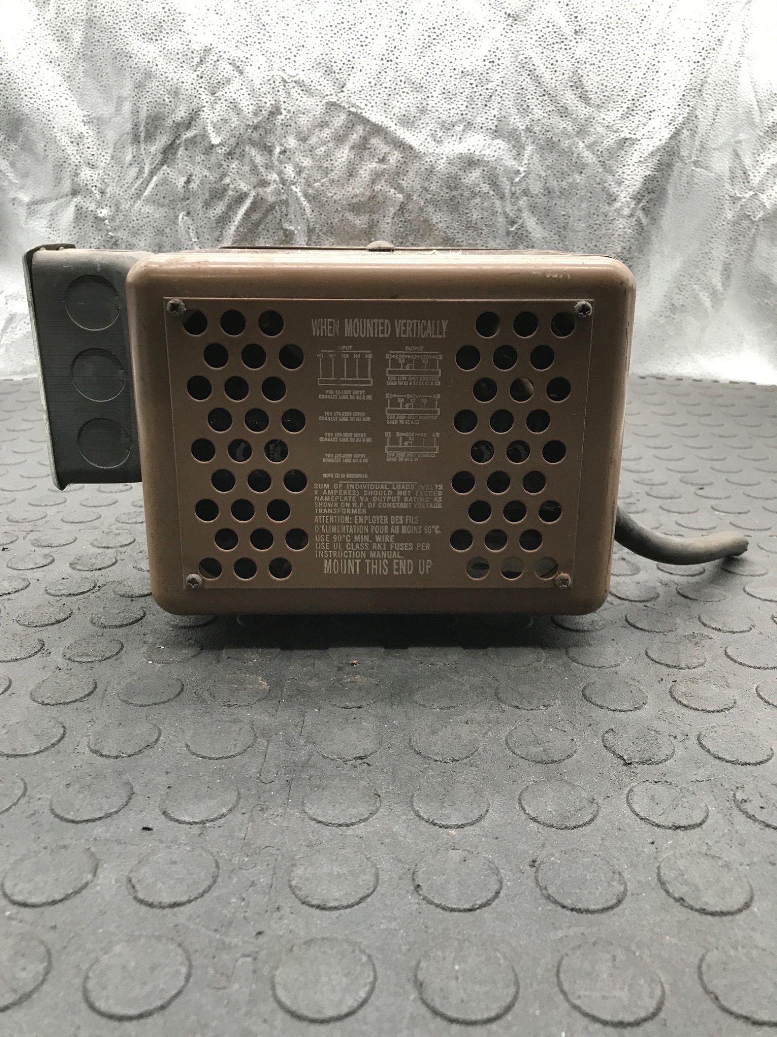 SOLA ELECTRIC 63‑23‑175‑8 Constant Voltage Transformer USED 3
