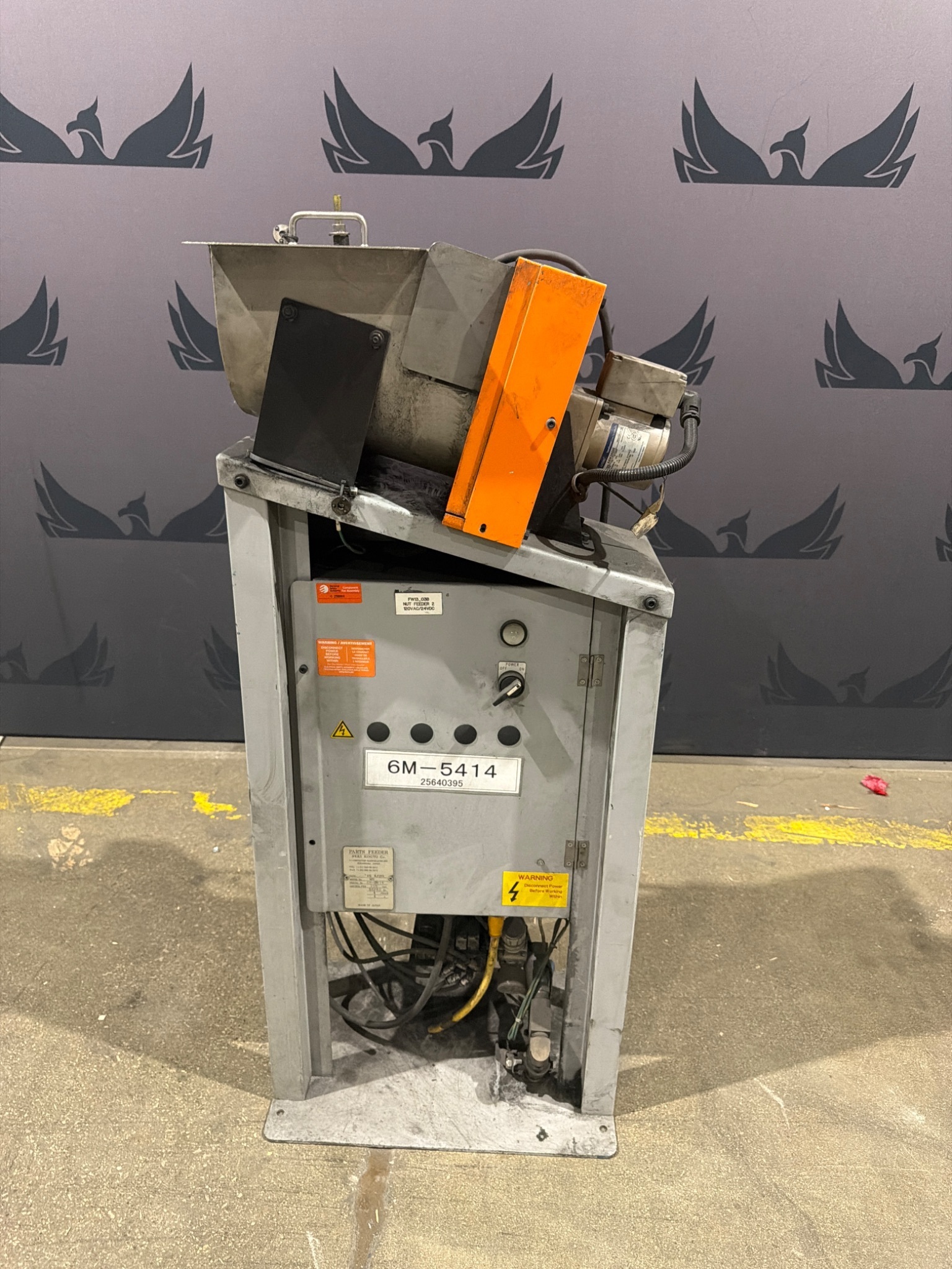 SEKI KOGYO NS Parts Feeder USED 4