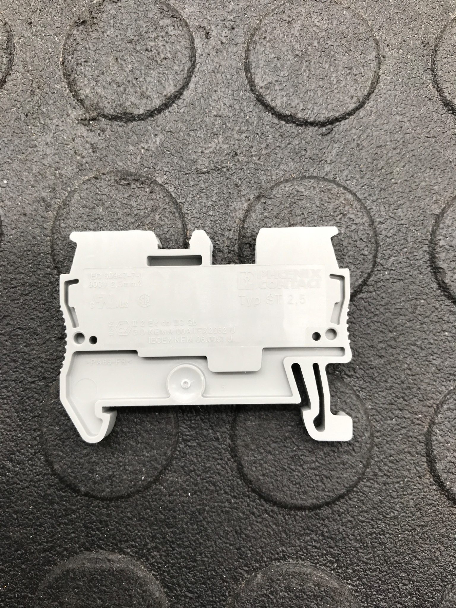 PHOENIX CONTACT ST 3031212 Feed‑Through Terminal Block NEW Box of 50 4