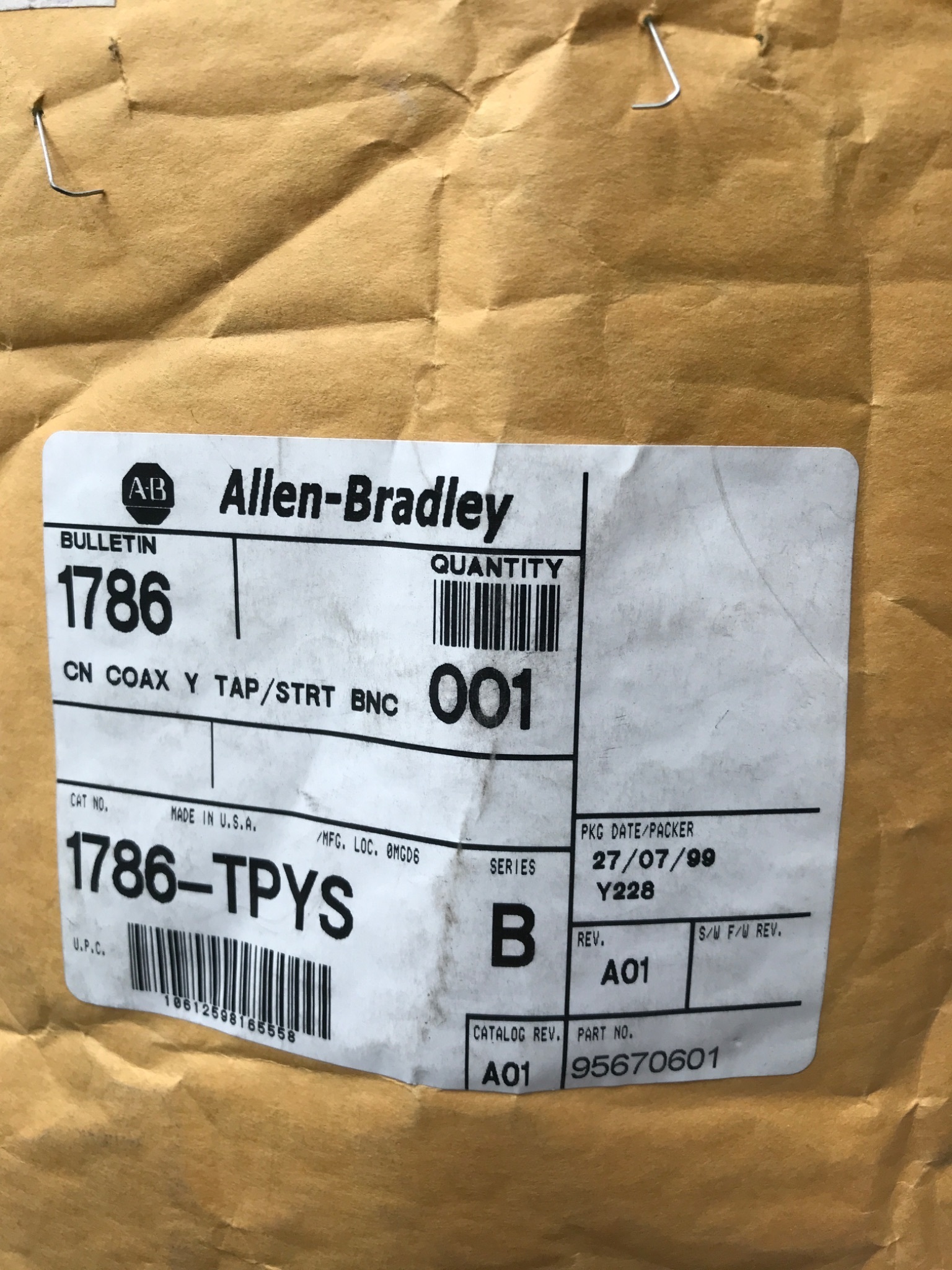 ALLEN‑BRADLEY 1786‑TPYS Series B ControlNet Y‑Tap USED 2