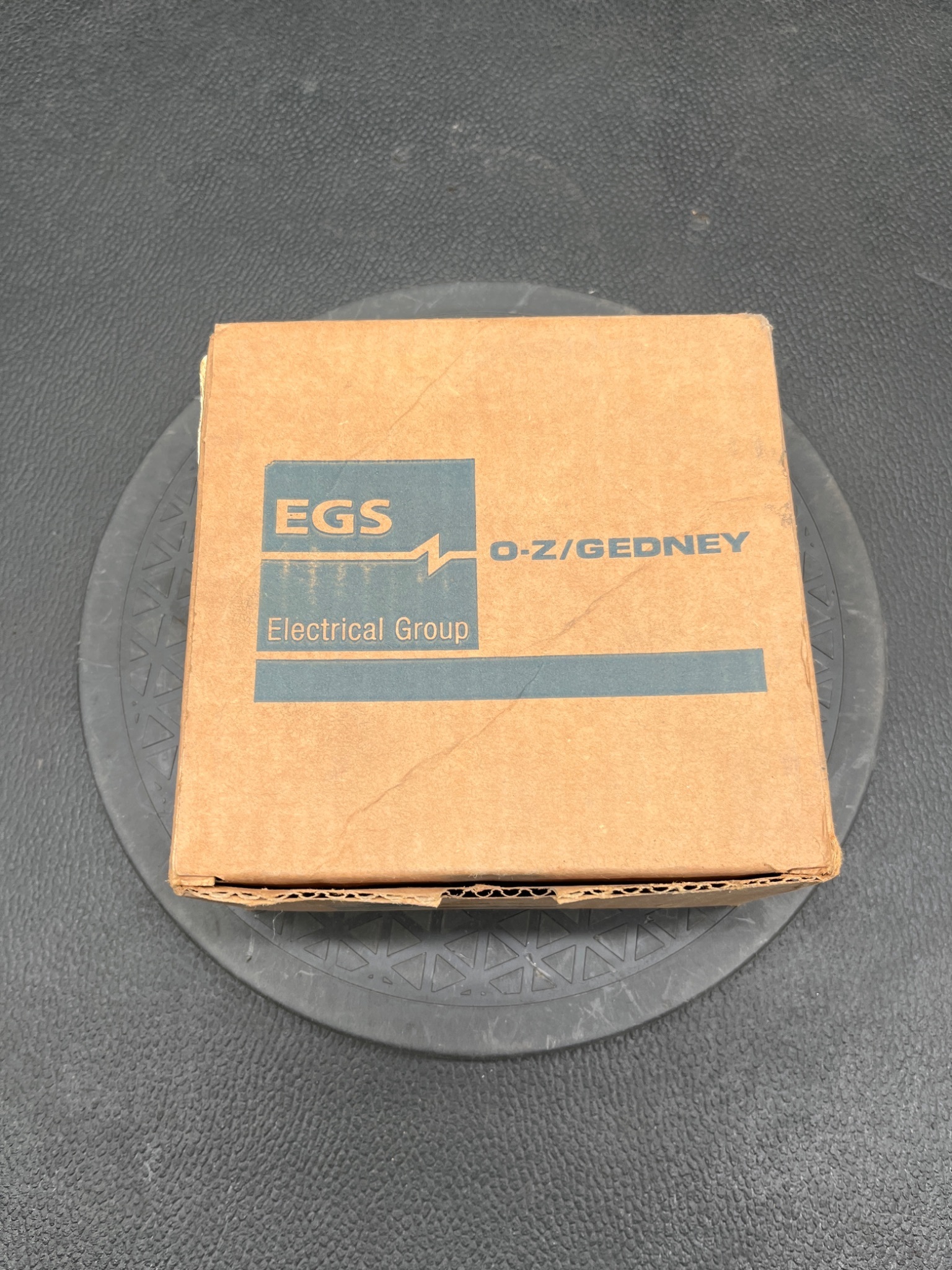 O‑Z GEDNEY 4‑125 3‑Piece Conduit Couplings NEW 2
