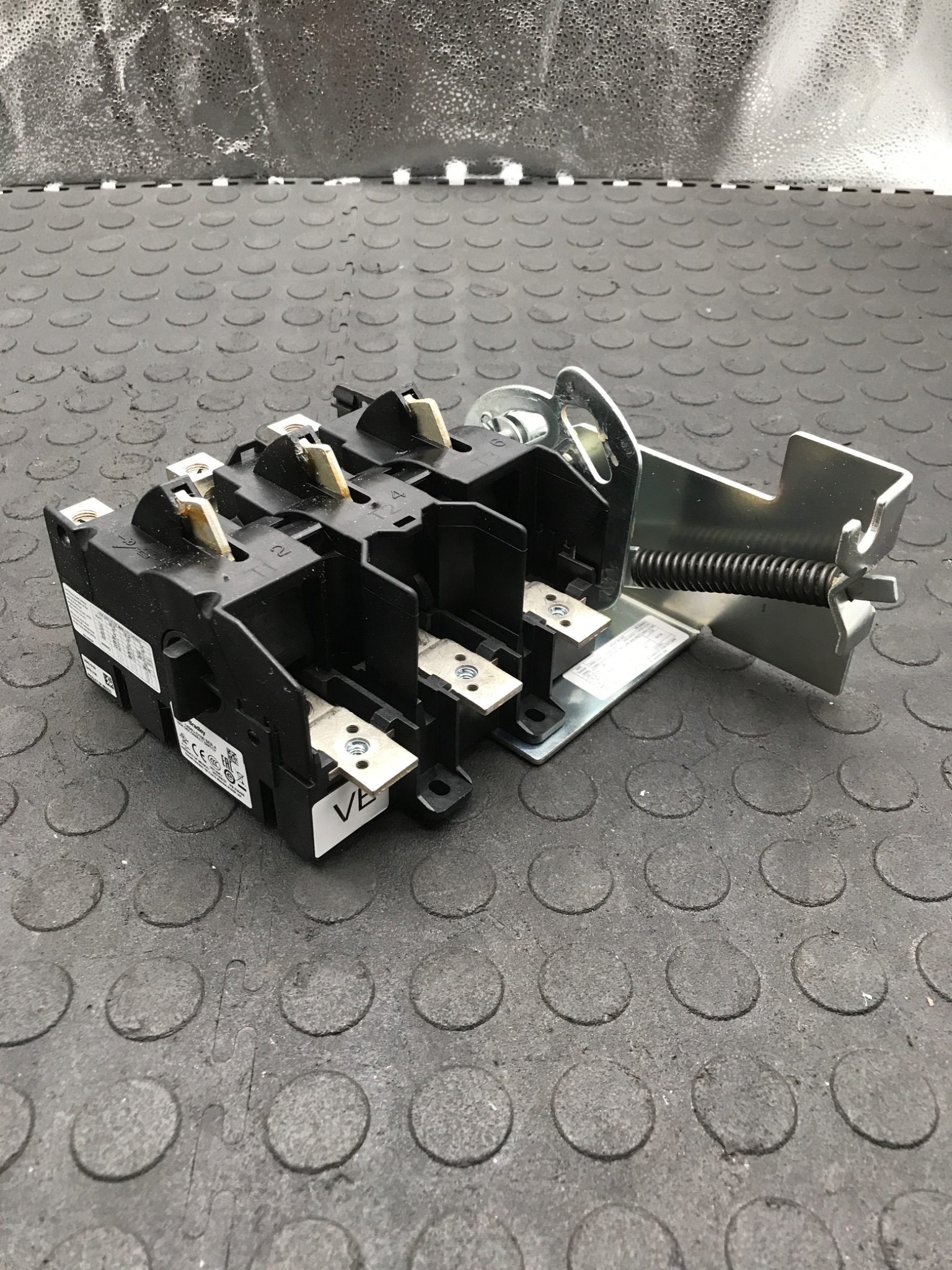 ALLEN‑BRADLEY 1494U‑D100 Disconnect Switch Body USED 1