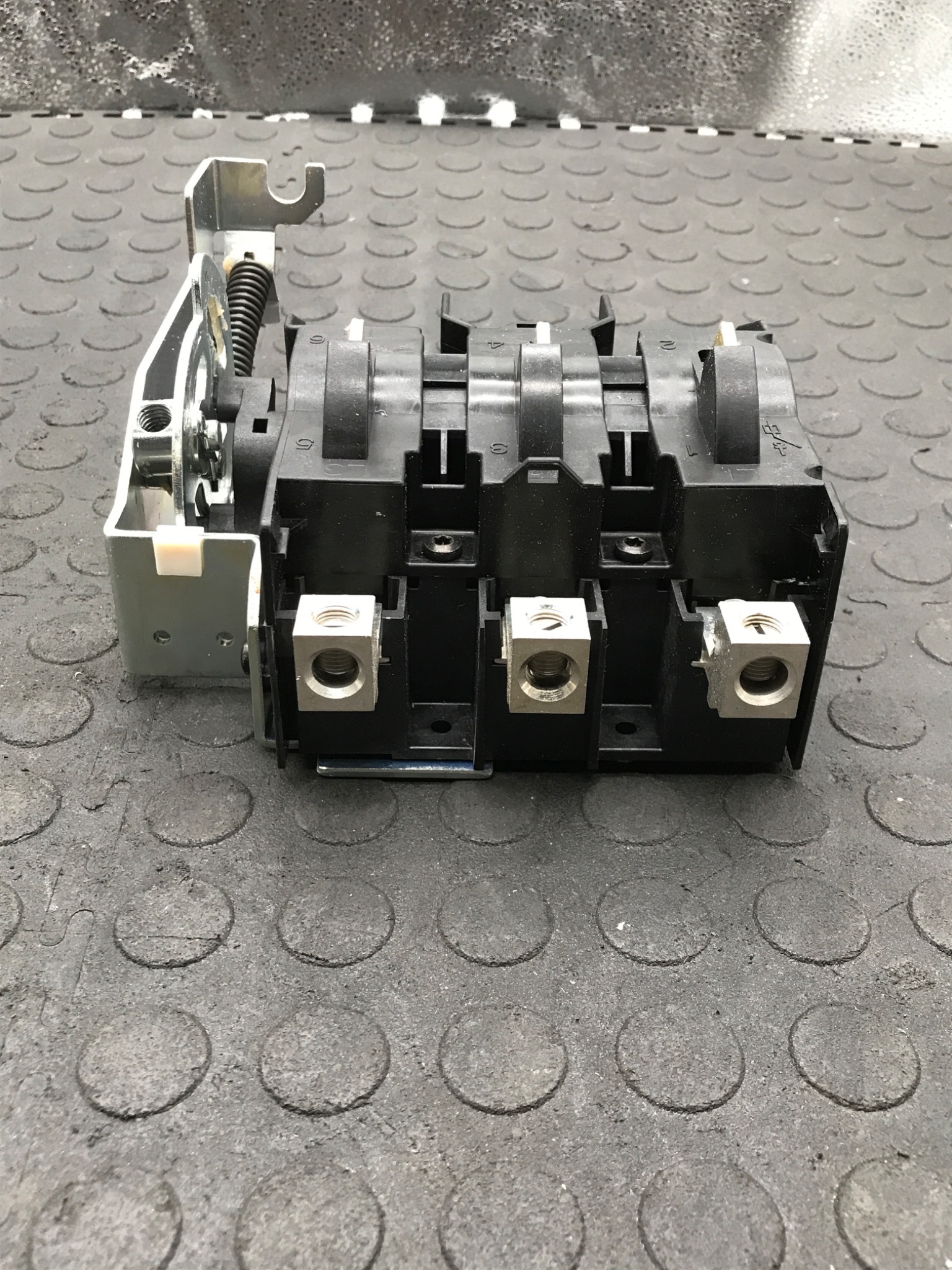 ALLEN‑BRADLEY 1494U‑D100 Disconnect Switch Body USED 2
