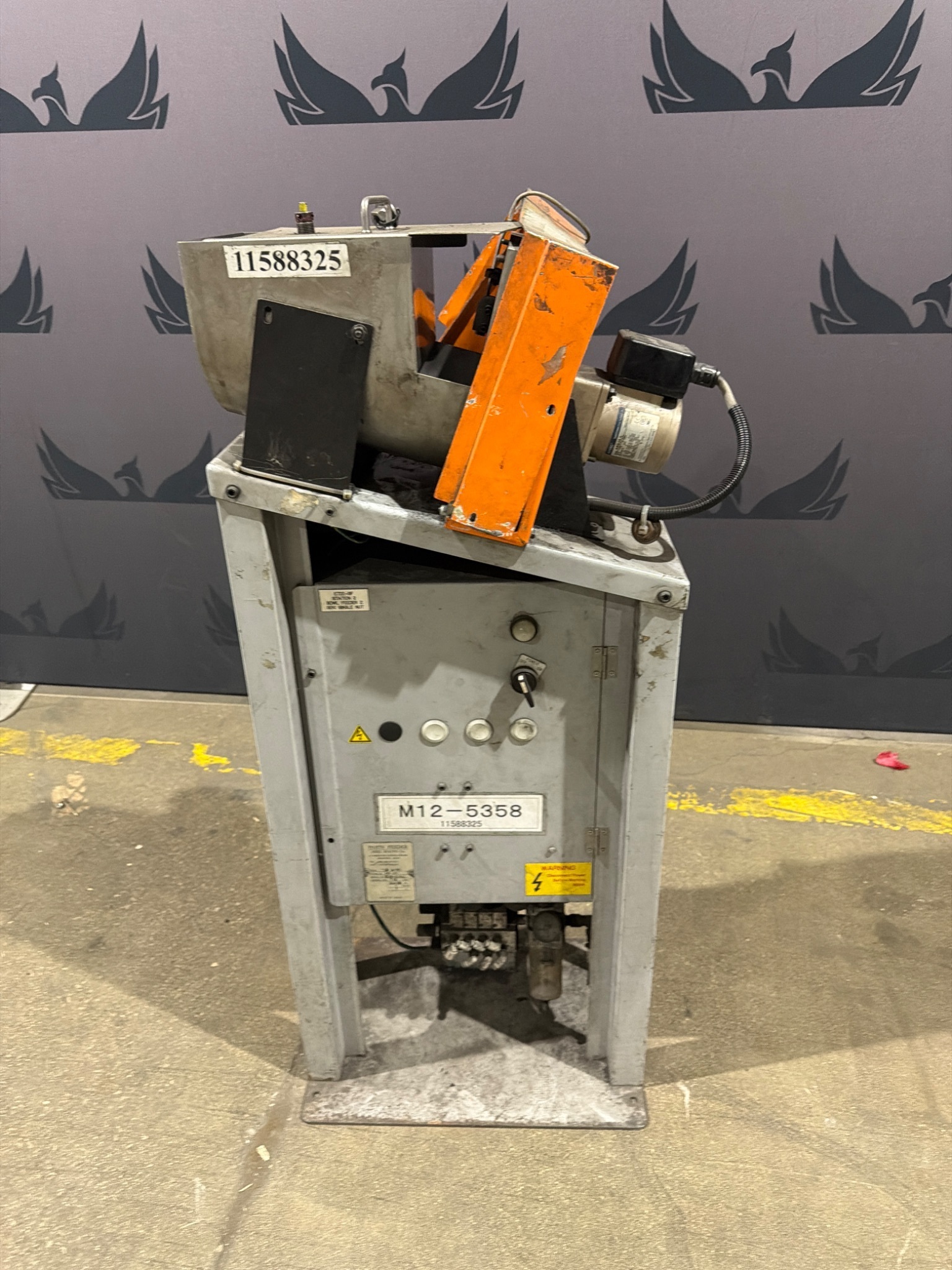 SEKI KOGYO NS‑ARF Parts Feeder USED 4