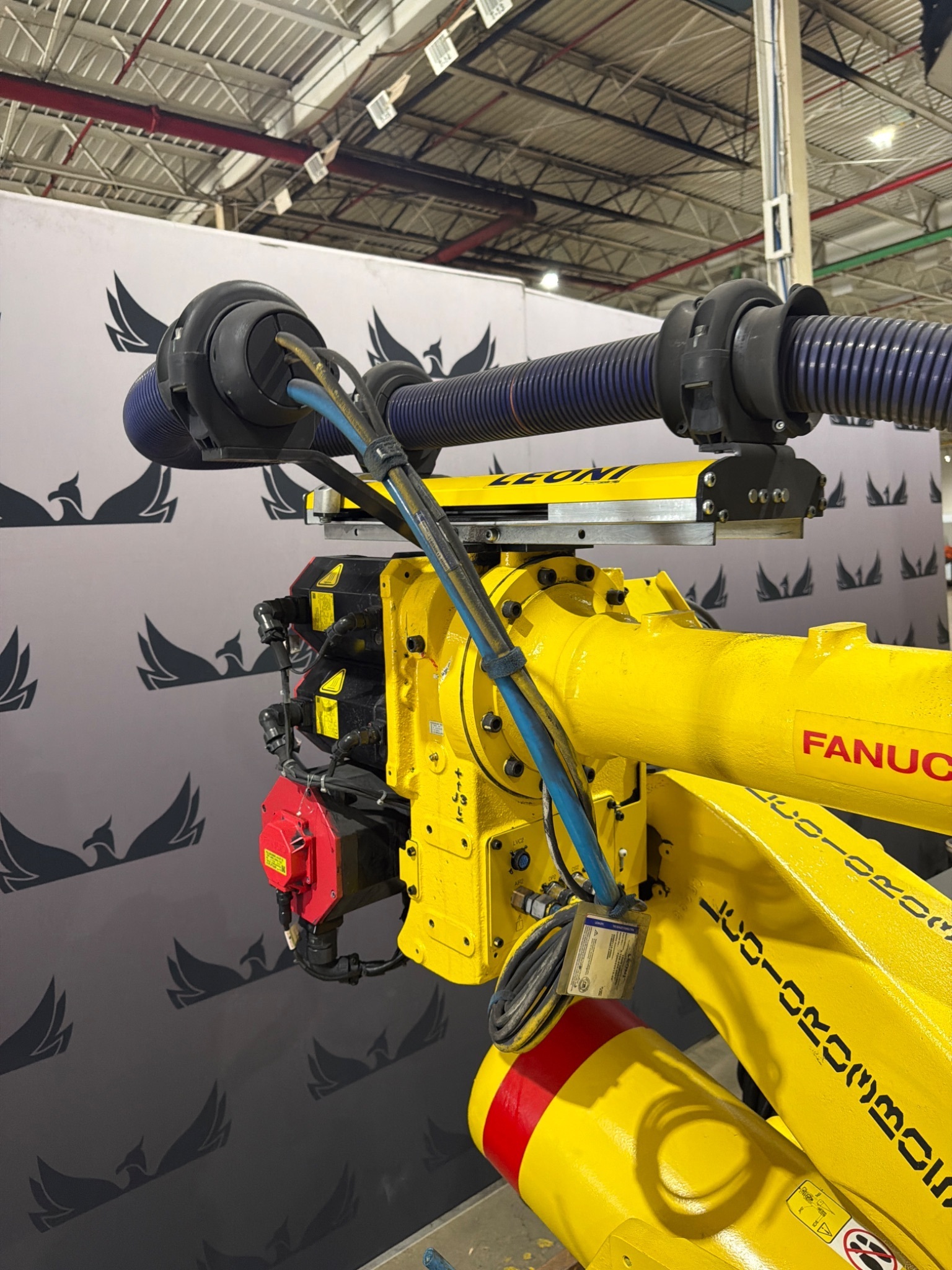 FANUC R‑2000iB/185L Complete w/ R‑30iB and Leoni Dress Pack USED 3