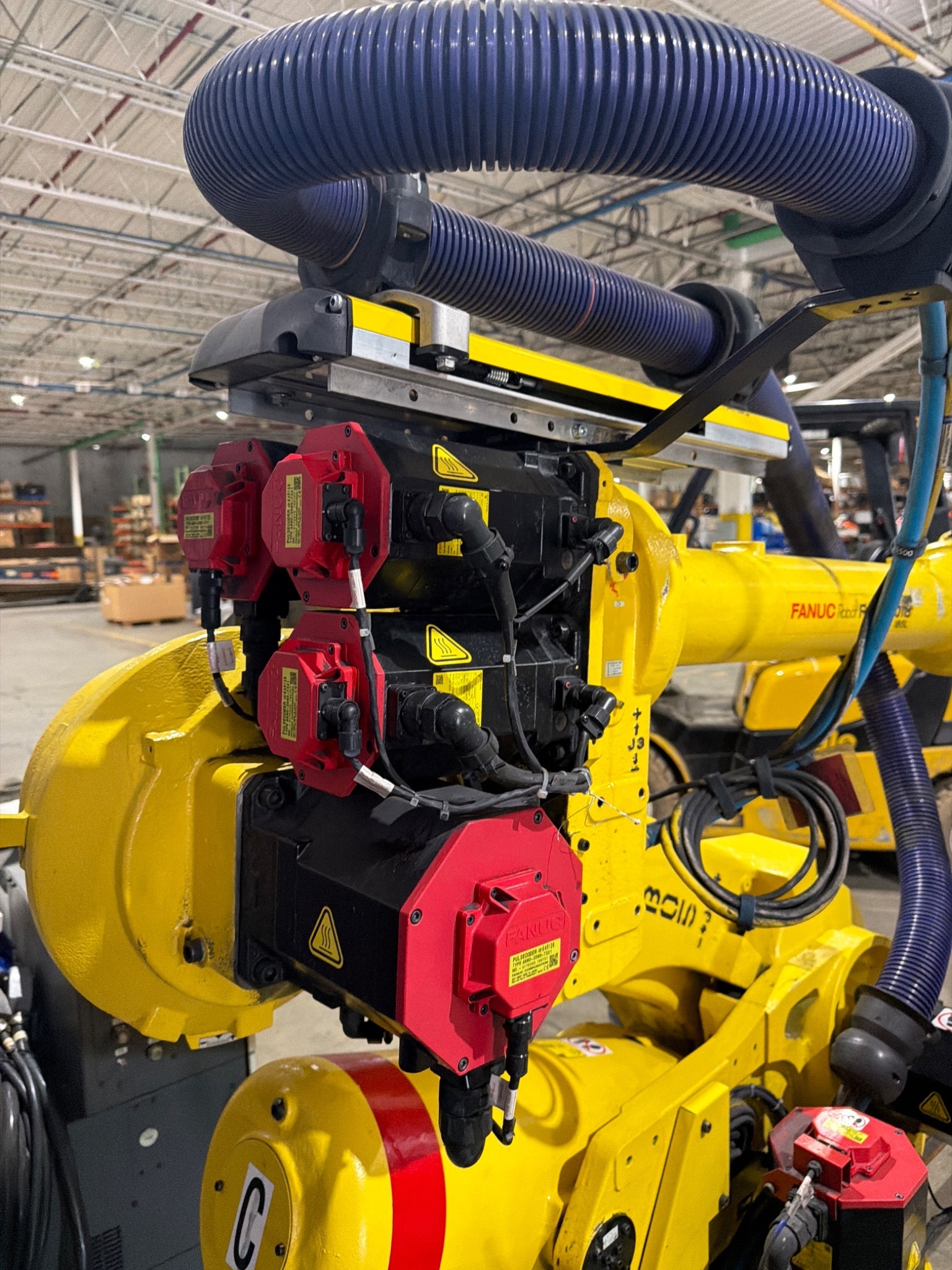 FANUC R‑2000iB/185L Complete w/ R‑30iB and Leoni Dress Pack USED 4
