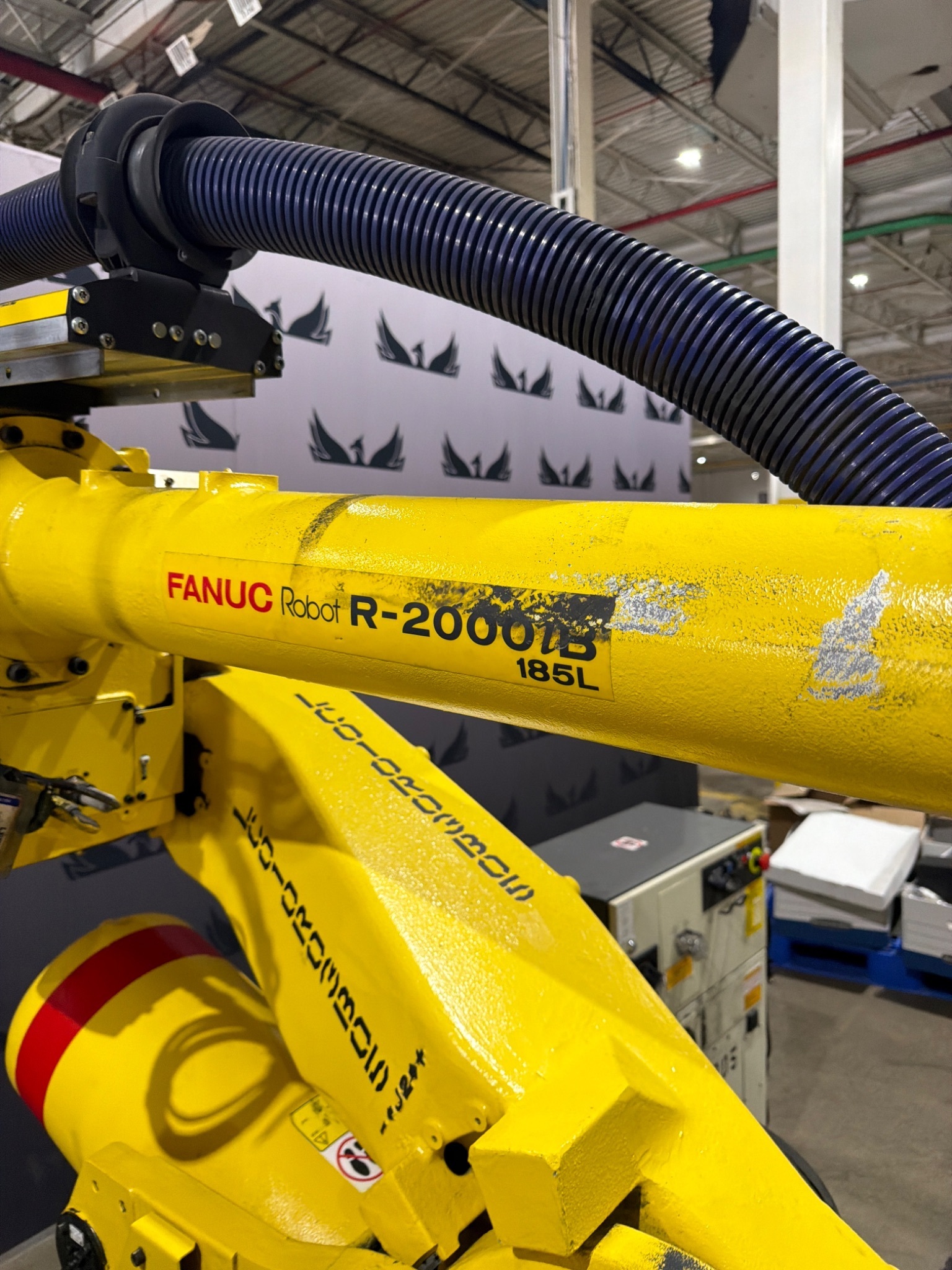 FANUC R‑2000iB/185L Complete w/ R‑30iB and Leoni Dress Pack USED 7