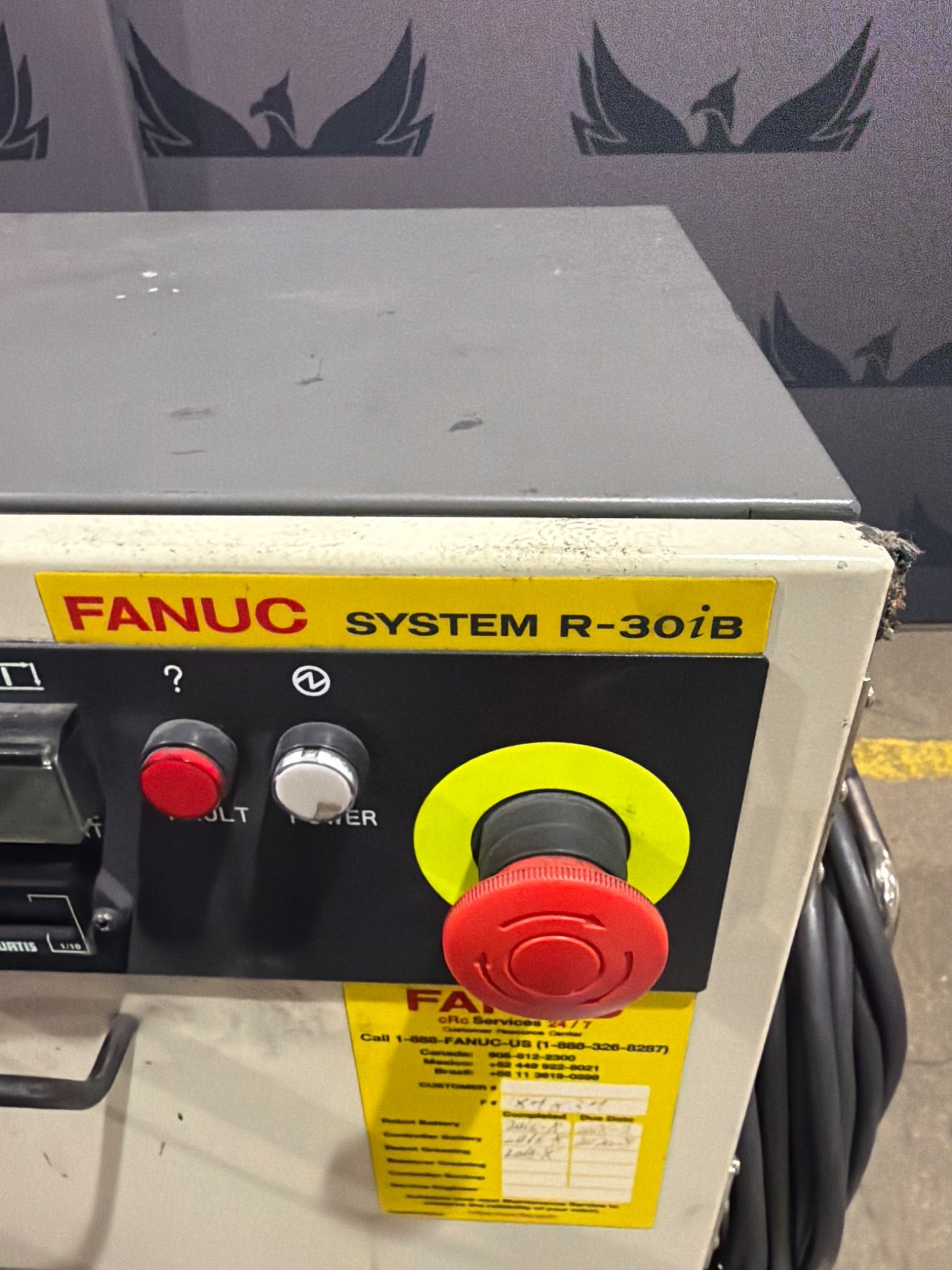 FANUC R‑2000iB/185L Complete w/ R‑30iB and Leoni Dress Pack USED 8
