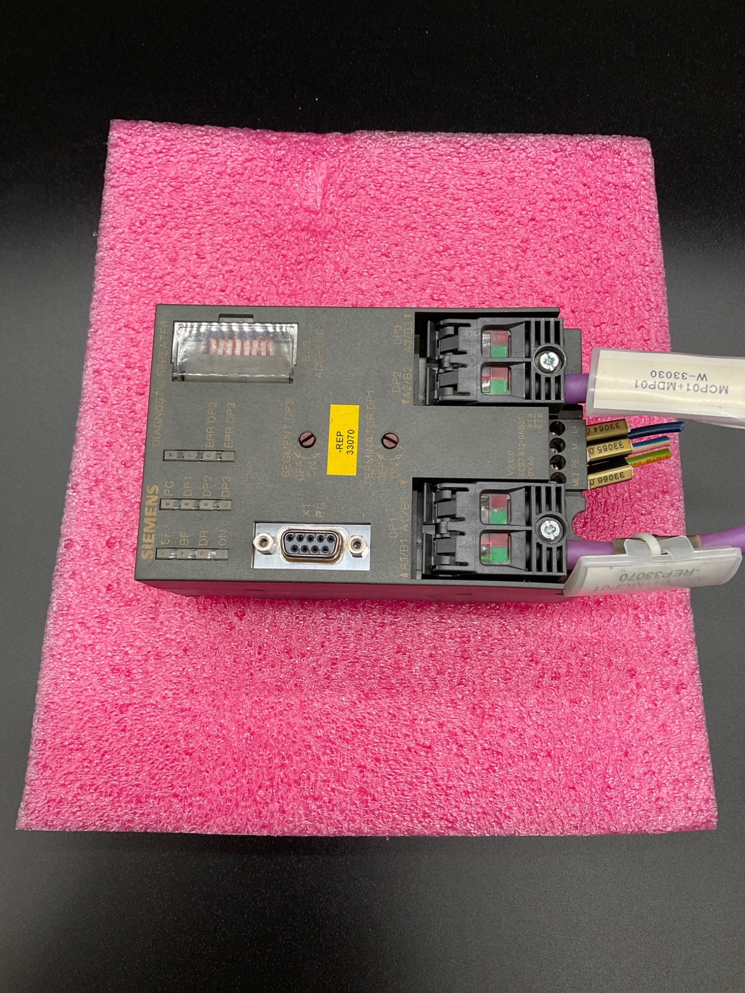SIEMENS 6ES7 972‑0AB01‑0XA0 SIMATIC S7 PROFIBUS Repeater USED 2