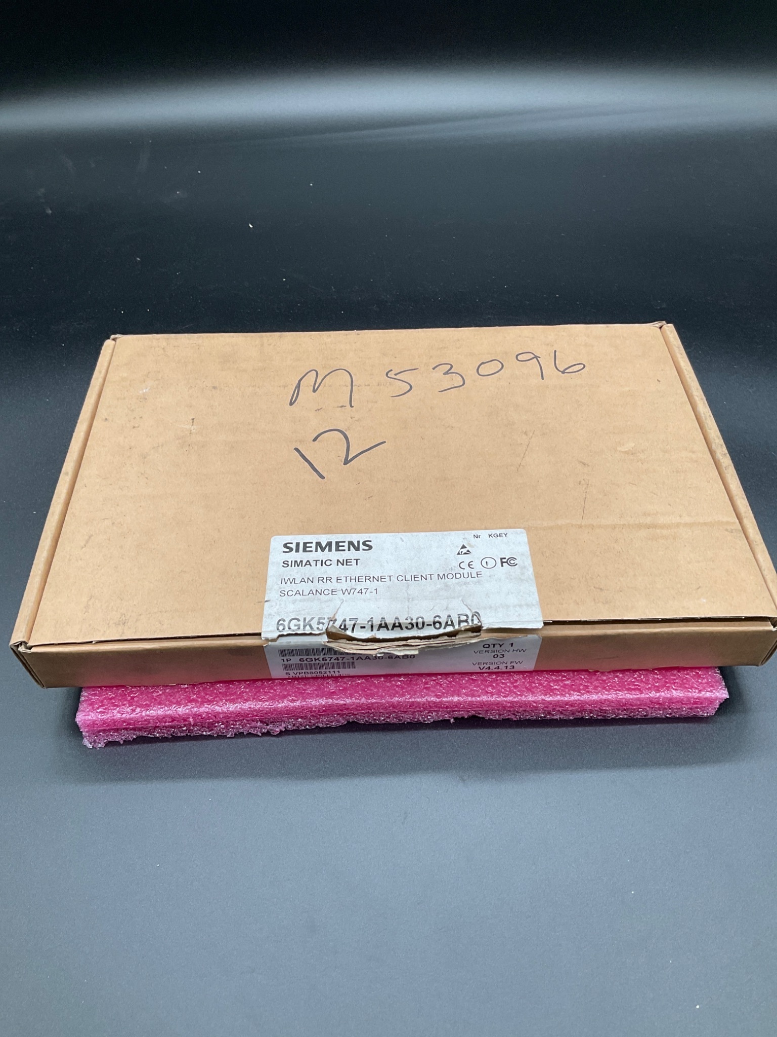 SIEMENS 6GK5747‑1AA30‑6AB0 SCALANCE W747‑1 IWLAN Client Module NEW 5