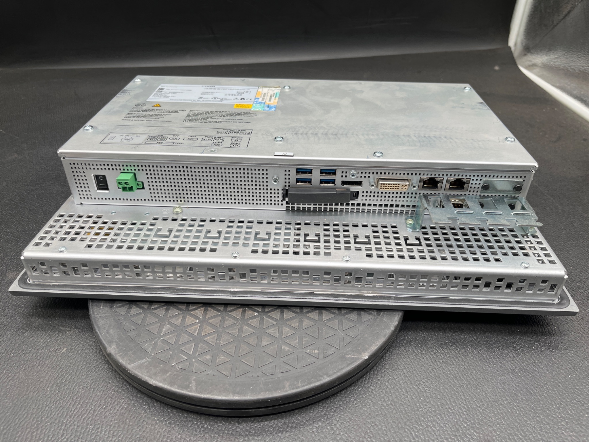 SIEMENS 6AV7240‑6BD07‑0KA0 SIMATIC IPC477 Touch HMI USED 2
