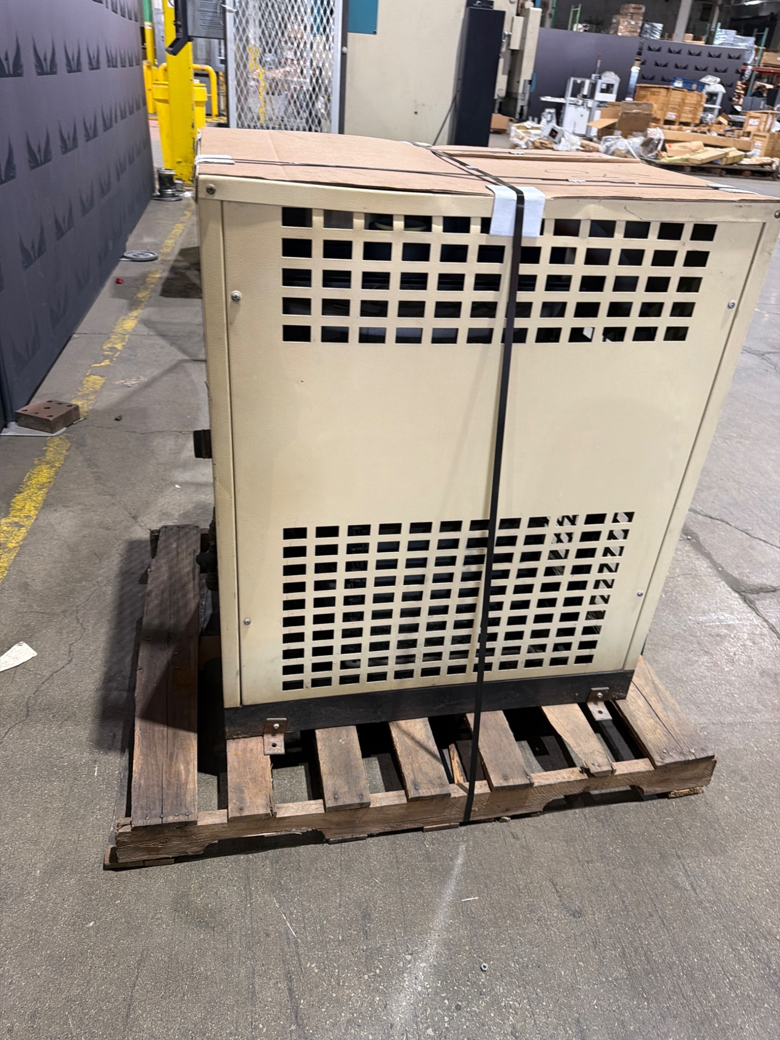 INGERSOLL RAND TMS 0140 Refrigerated Air Dryer USED 4
