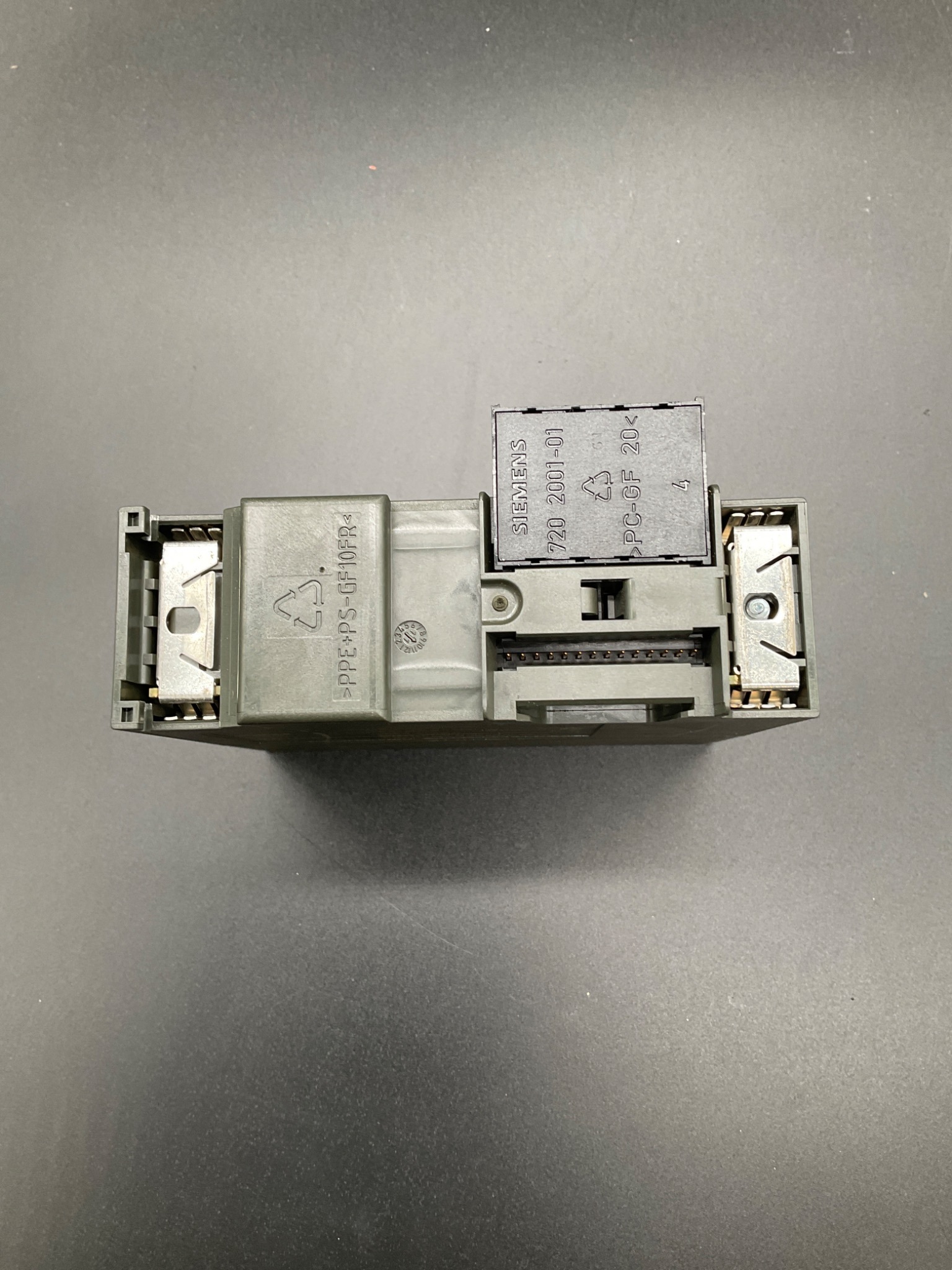 SIEMENS 6ES7 322‑1BH01‑0AA0 SIMATIC S7‑300 Digital Output Module USED 4