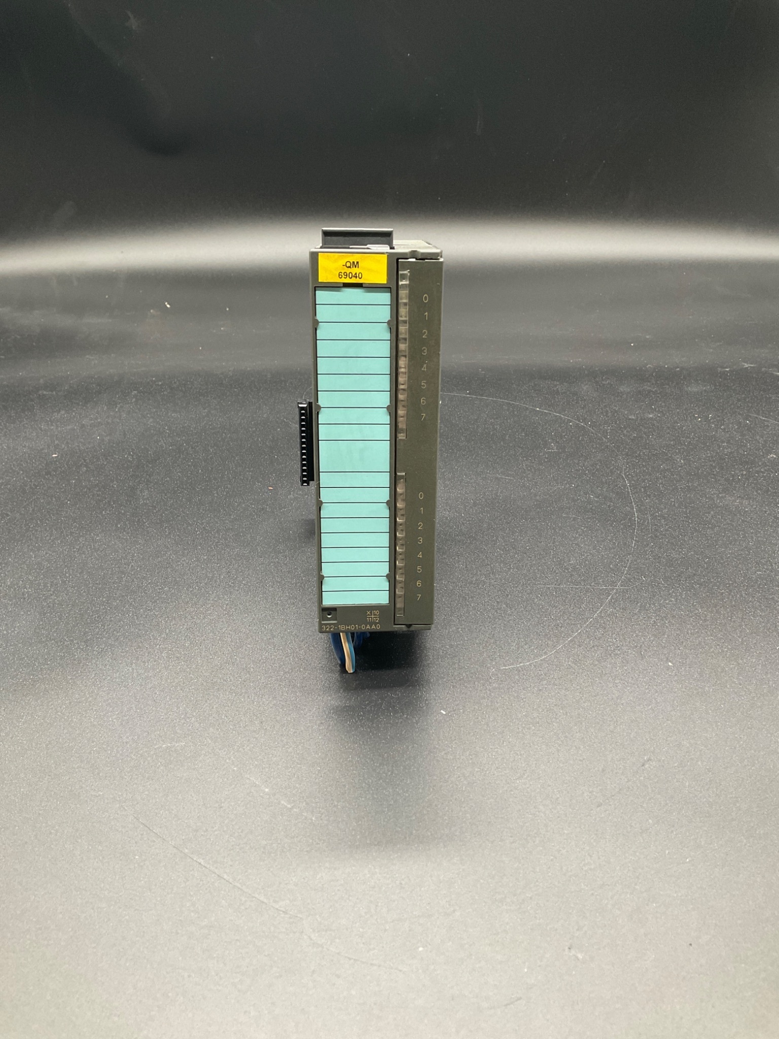 SIEMENS 6ES7 322‑1BH01‑0AA0 SIMATIC S7‑300 Digital Output Module USED 5