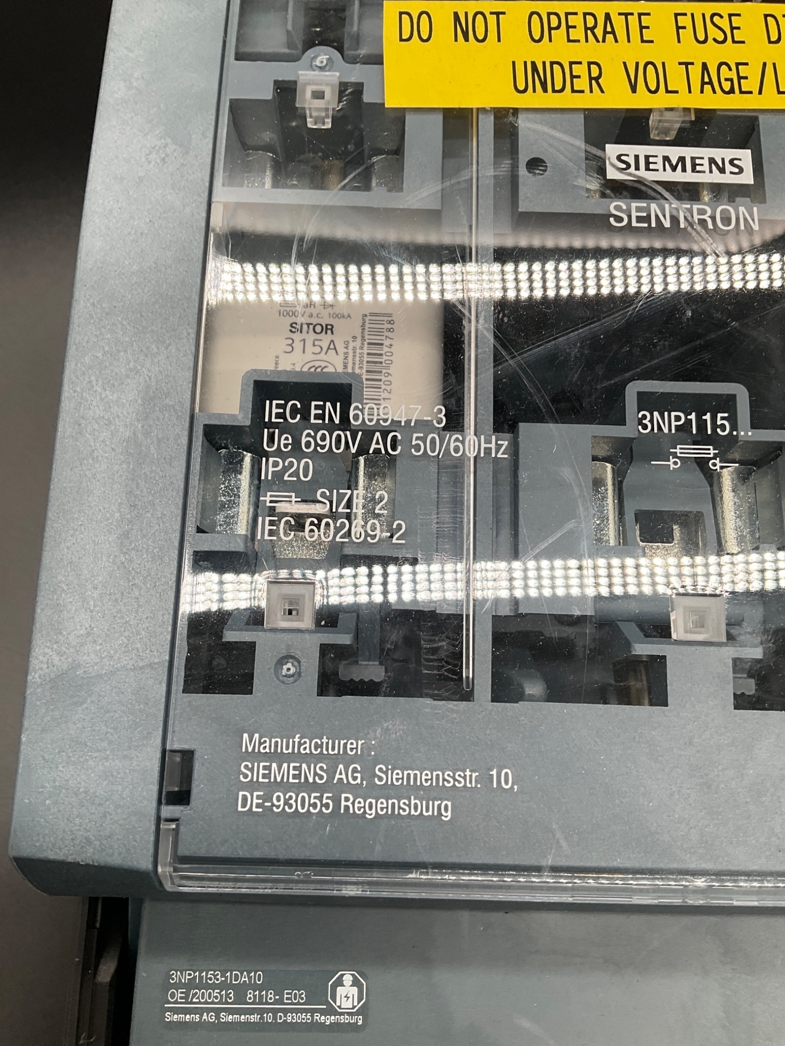 SIEMENS 3NP11531DA10 SENTRON Fuse Switch Disconnect USED 3