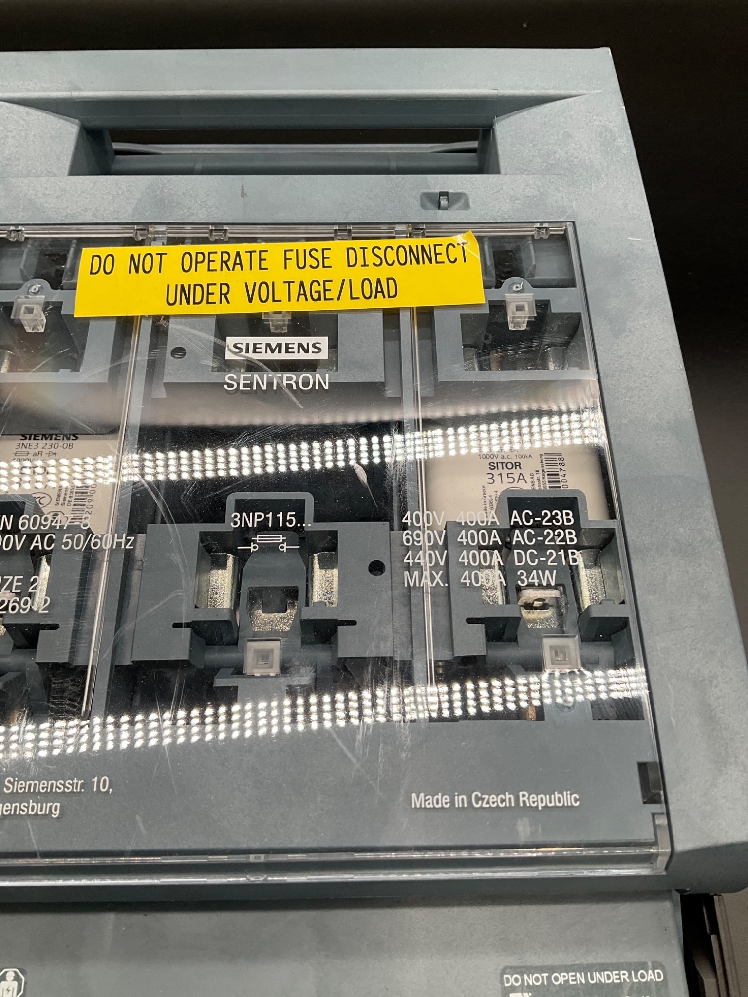 SIEMENS 3NP11531DA10 SENTRON Fuse Switch Disconnect USED 4