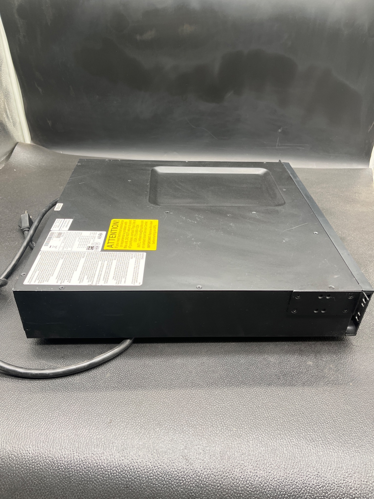TRIPP‑LITE PS7952 SmartOnline Rack‑Mount UPS USED 4