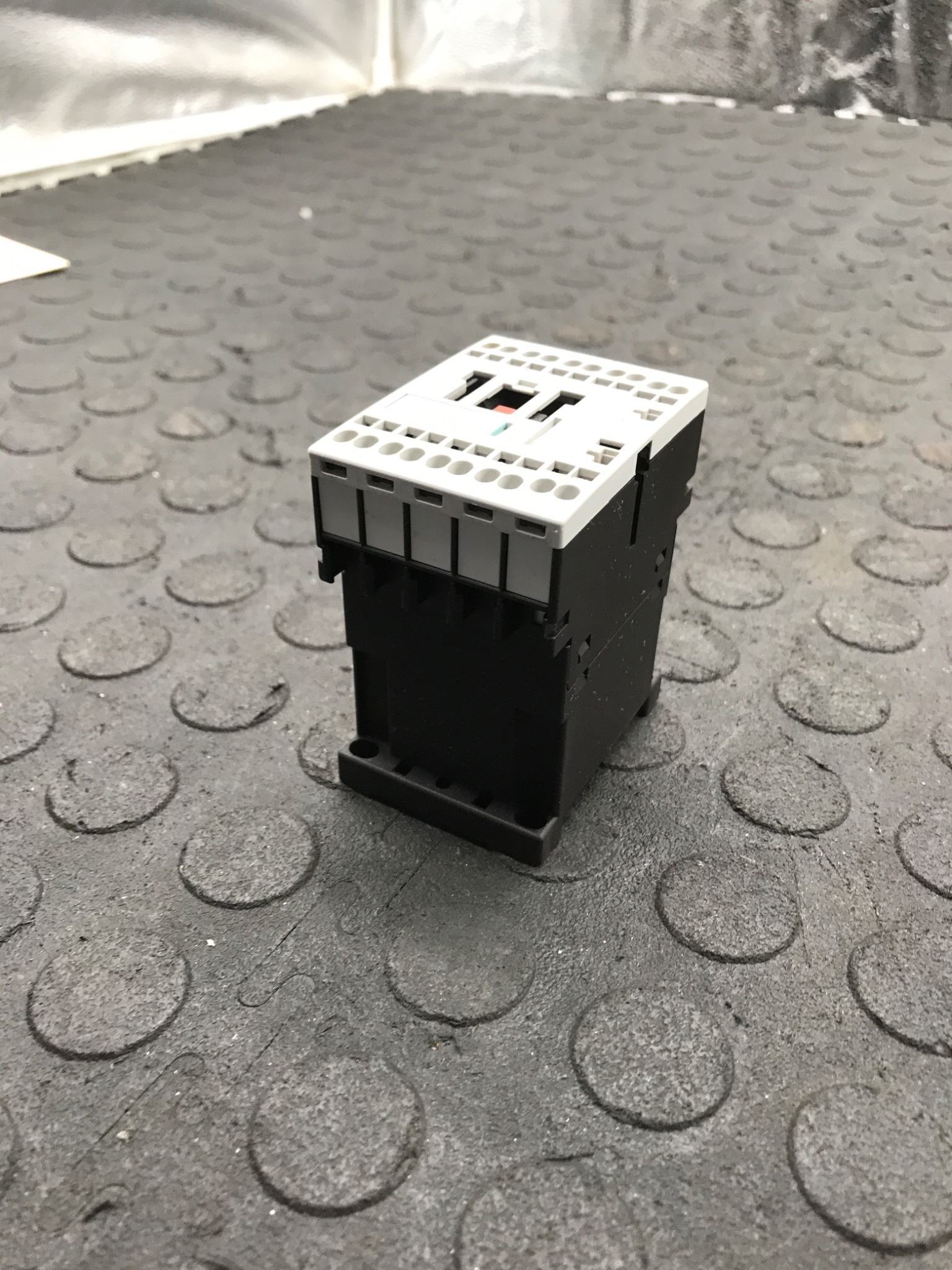 SIEMENS 3RT1016‑2BB42 SIRIUS Contactor 24VDC USED 2