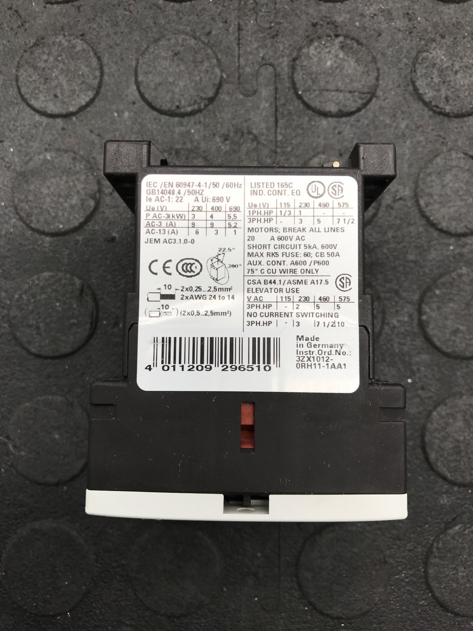 SIEMENS 3RT1016‑2BB42 SIRIUS Contactor 24VDC USED 3