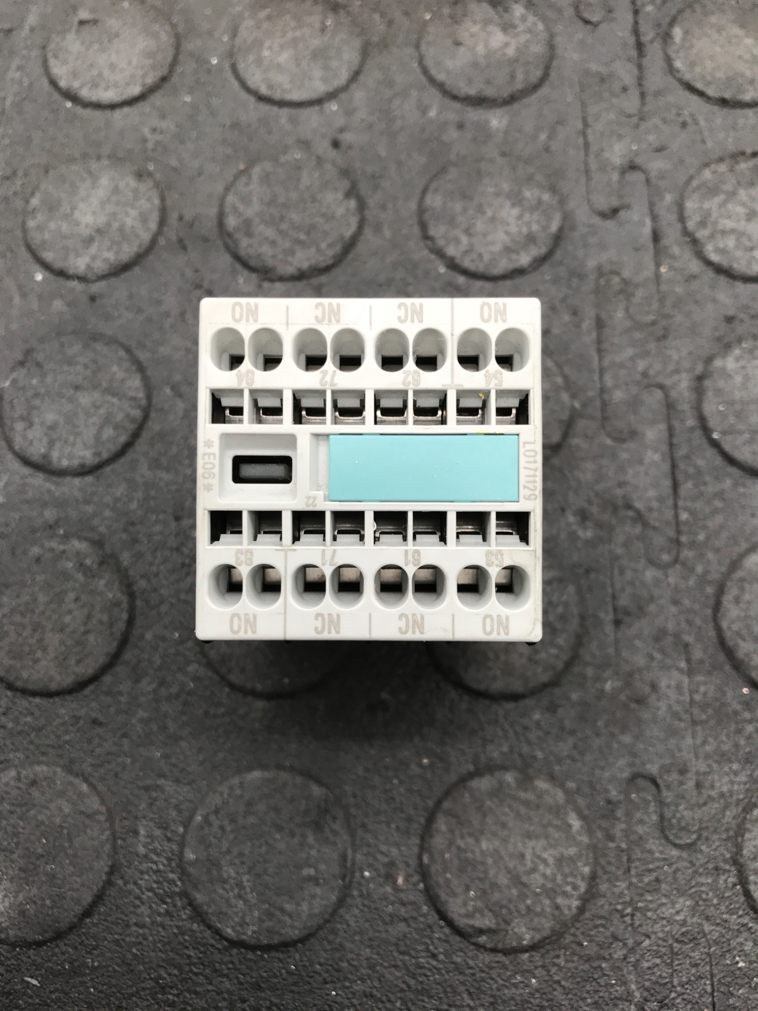 SIEMENS 3RH1911‑2FA22 SIRIUS Auxiliary Contact Block USED 0