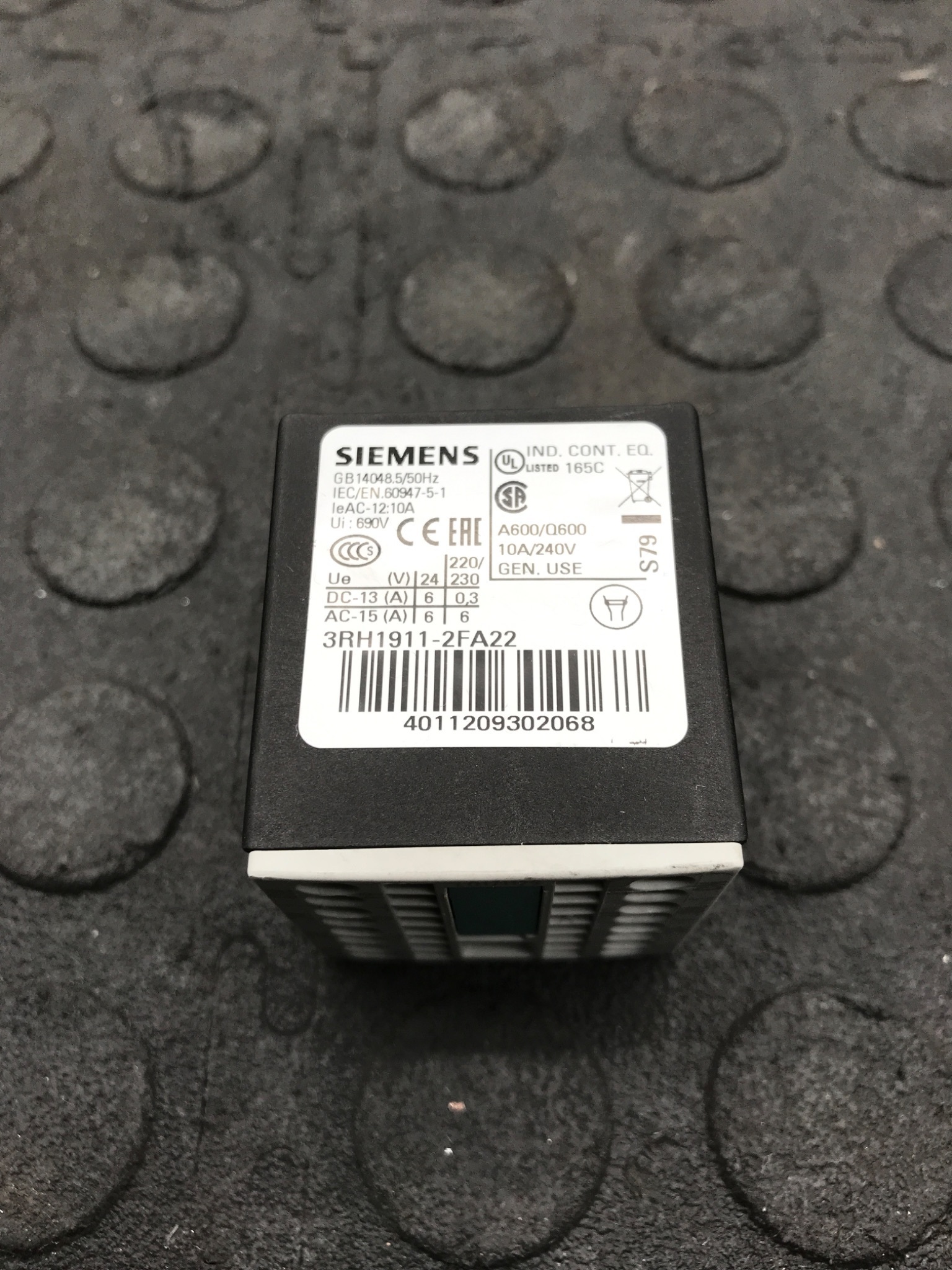 SIEMENS 3RH1911‑2FA22 SIRIUS Auxiliary Contact Block USED 2