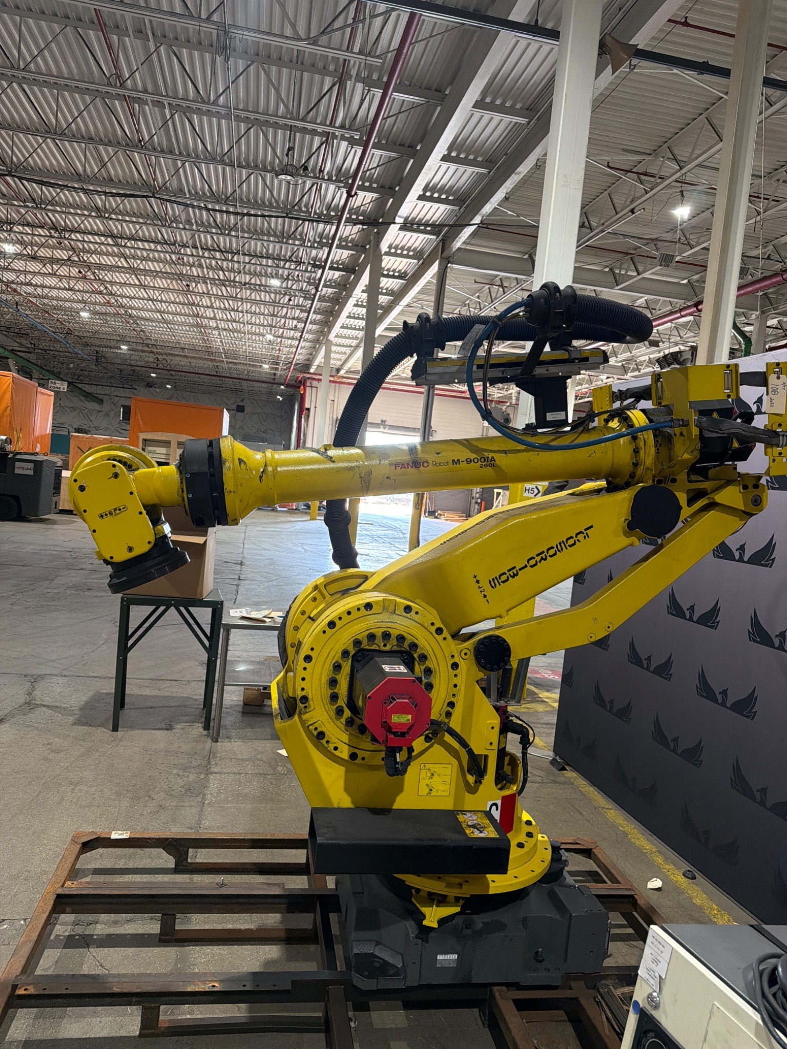 FANUC M‑900iA/260L Complete with R‑30iB Controller USED 7