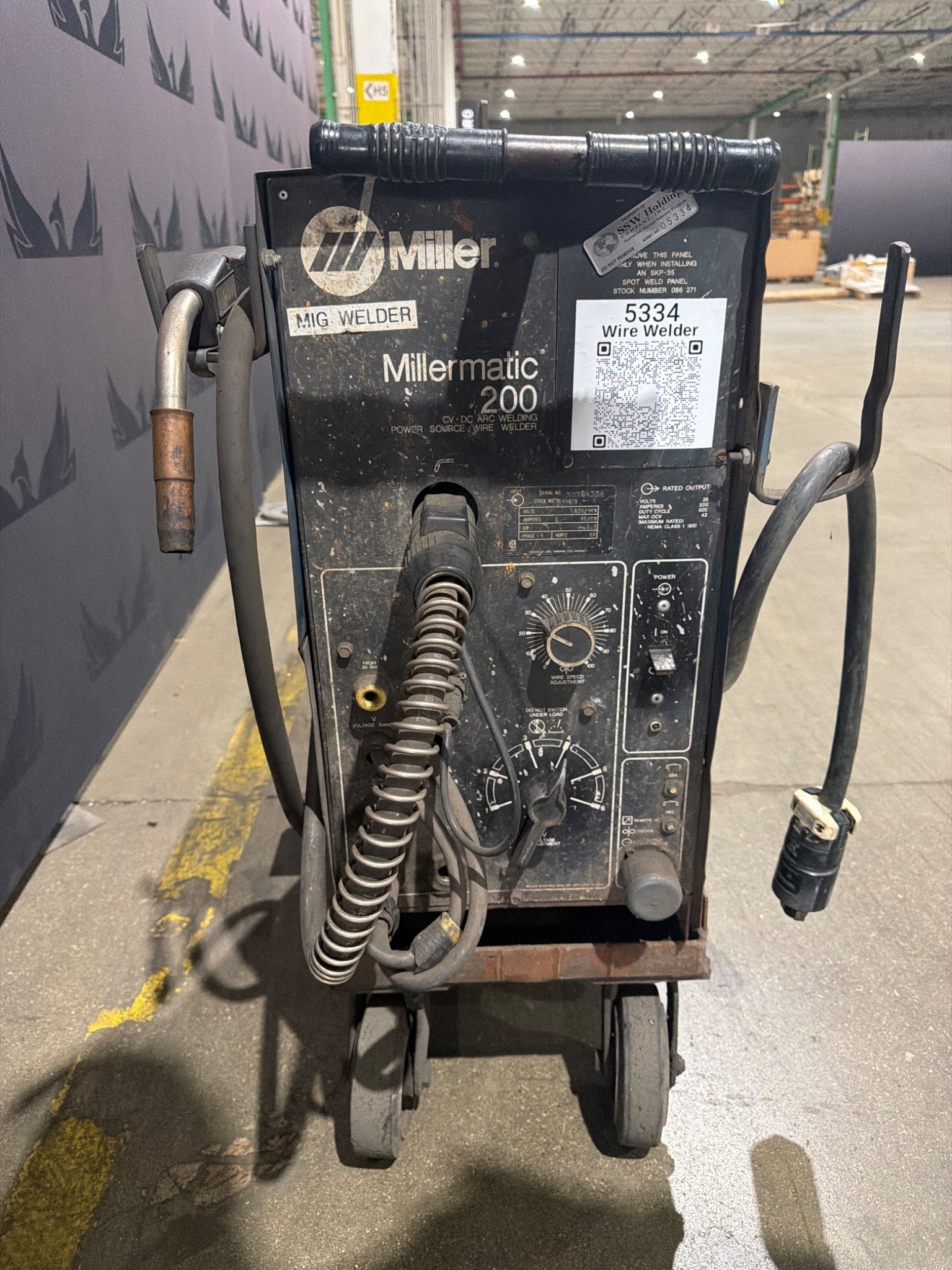 MILLER MILLERMATIC 200 MIG Wire Welder USED 2