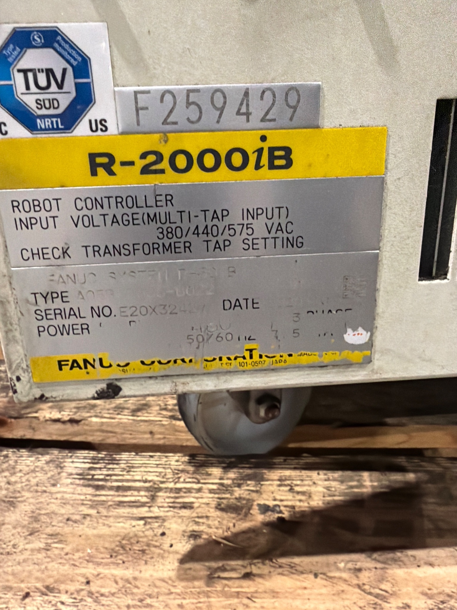 FANUC R‑2000iB/200R FoundryPRO with R‑30iB Controller USED 9