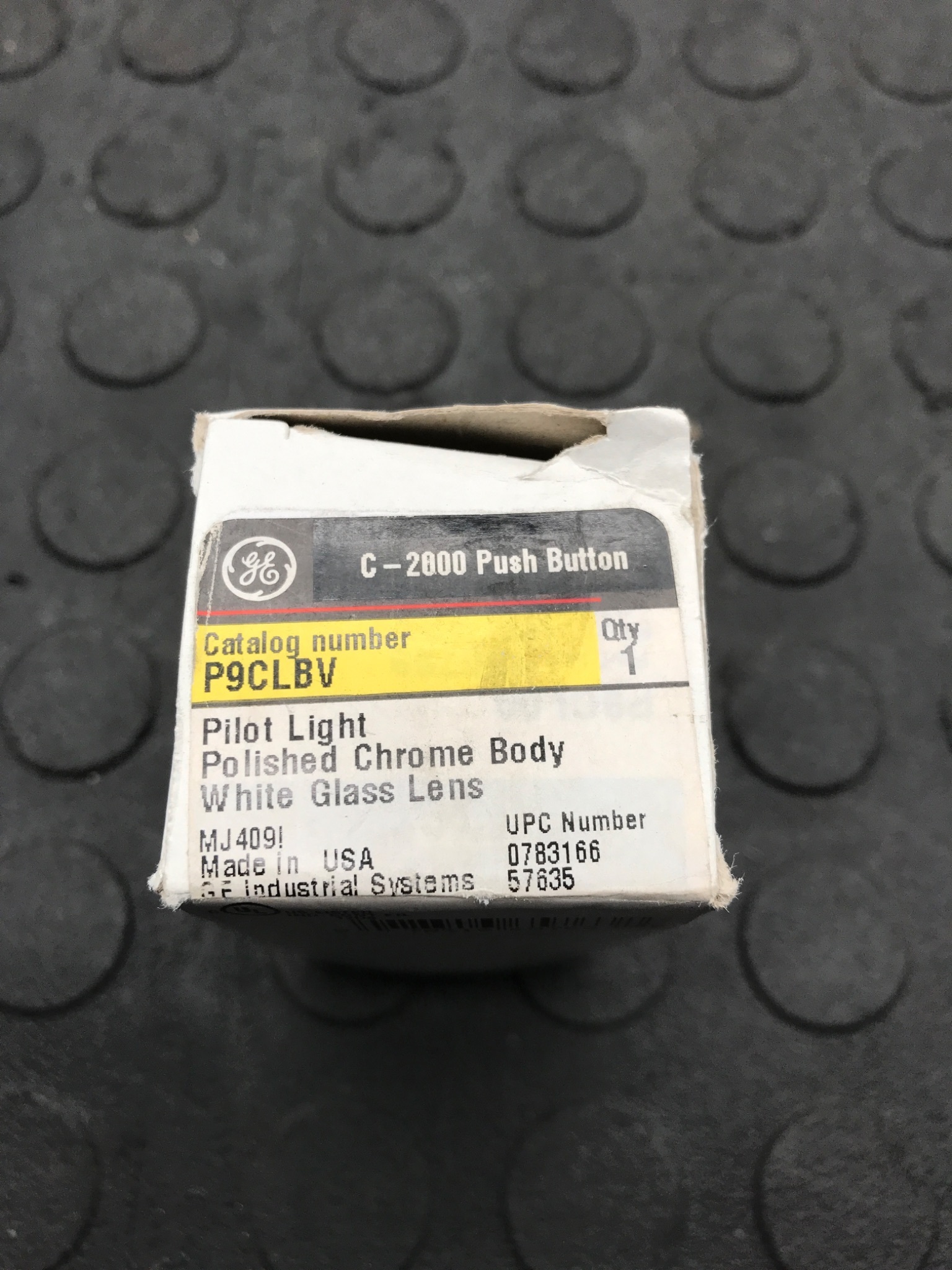 GENERAL ELECTRIC P9CLBV C‑2000 Pilot Light White Lens NEW 1