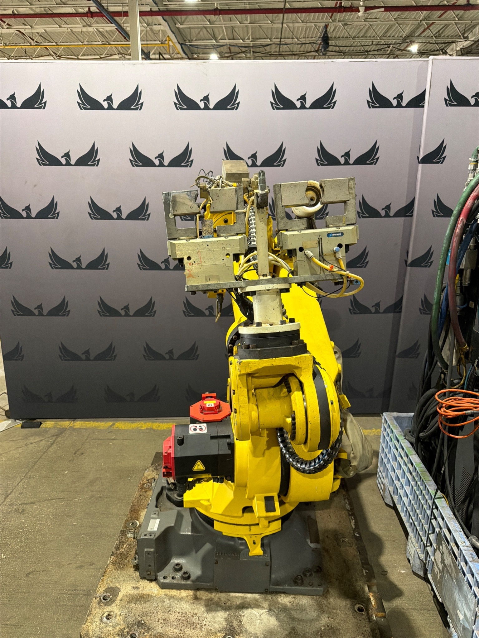 FANUC R‑2000iC/165F Complete with R‑30iB and WTC Weld Control USED 2