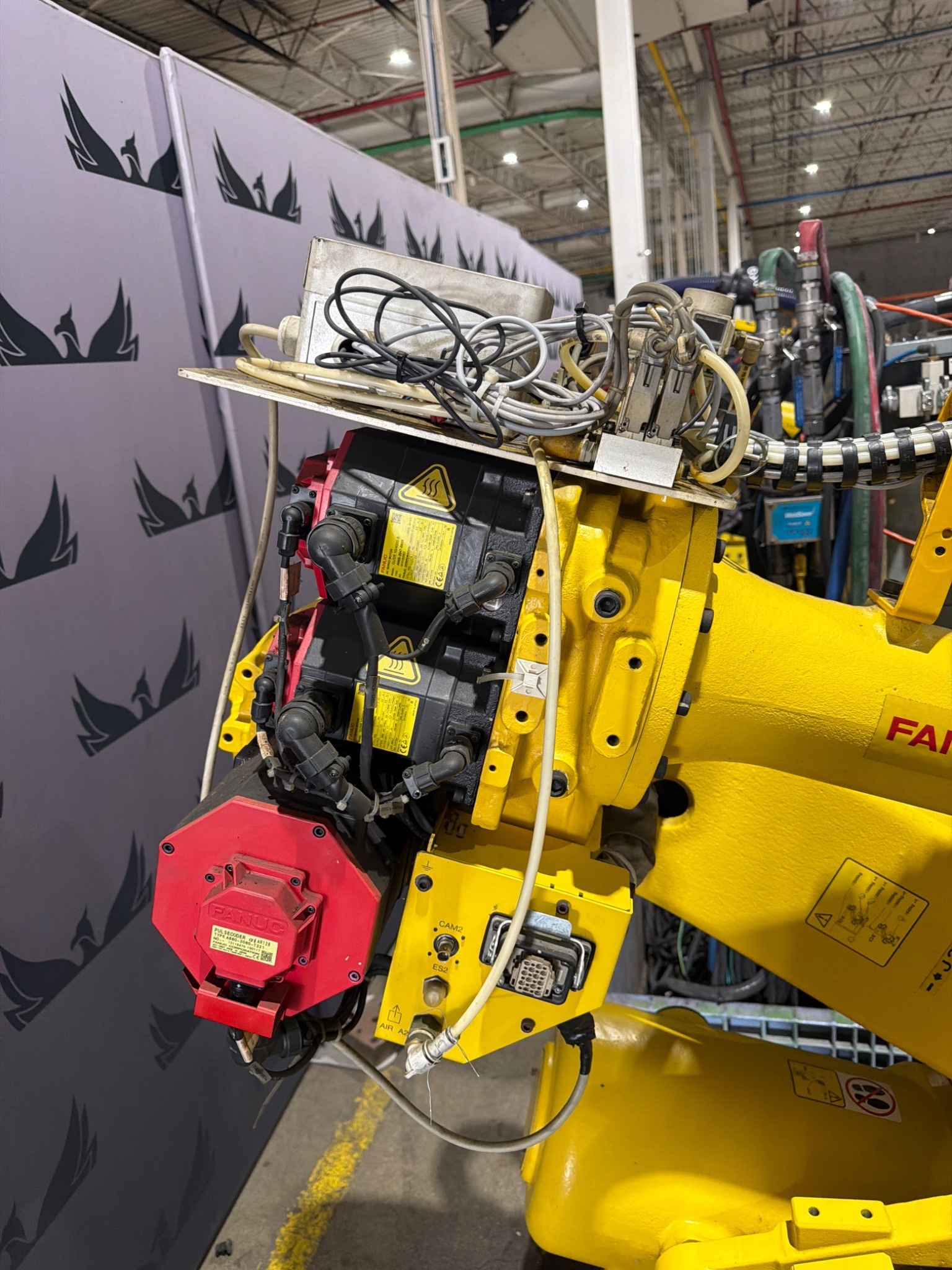 FANUC R‑2000iC/165F Complete with R‑30iB and WTC Weld Control USED 4