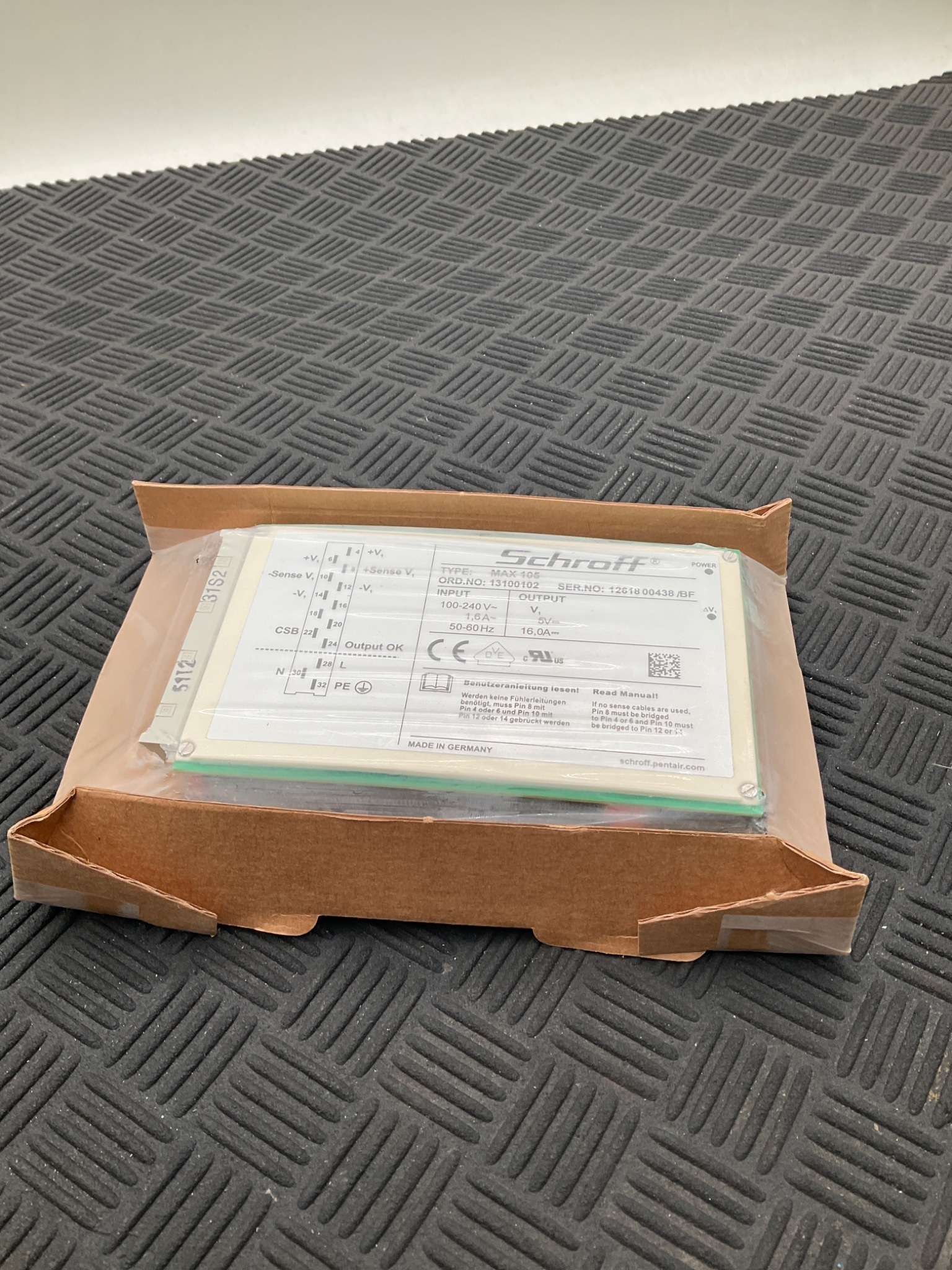 NVENT SCHROFF 13100102 MAX 105 19" Power Supply Unit NEW 0