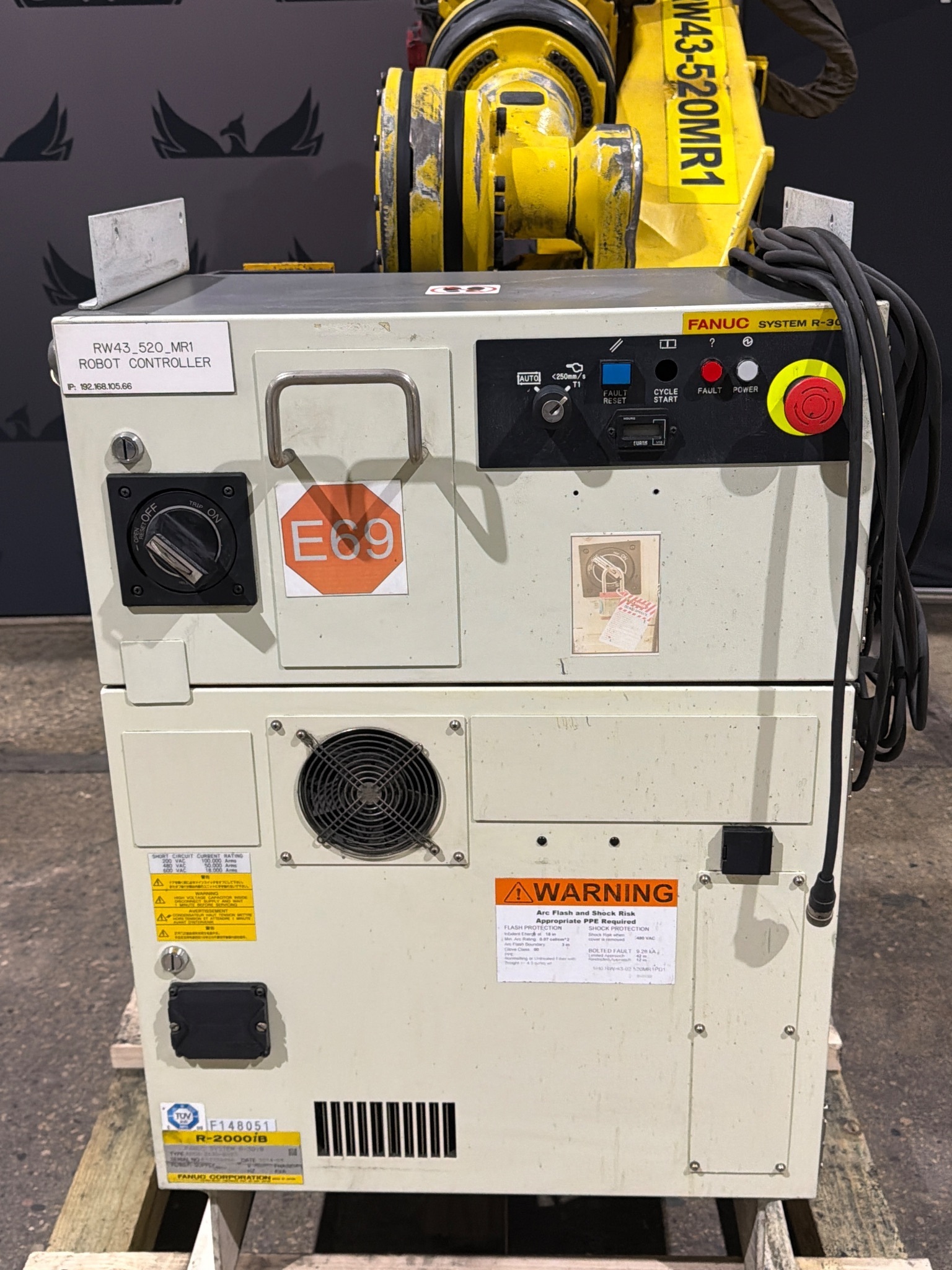 FANUC R-2000iB/210F w/ R-30iB Controls USED - No Pendant 7