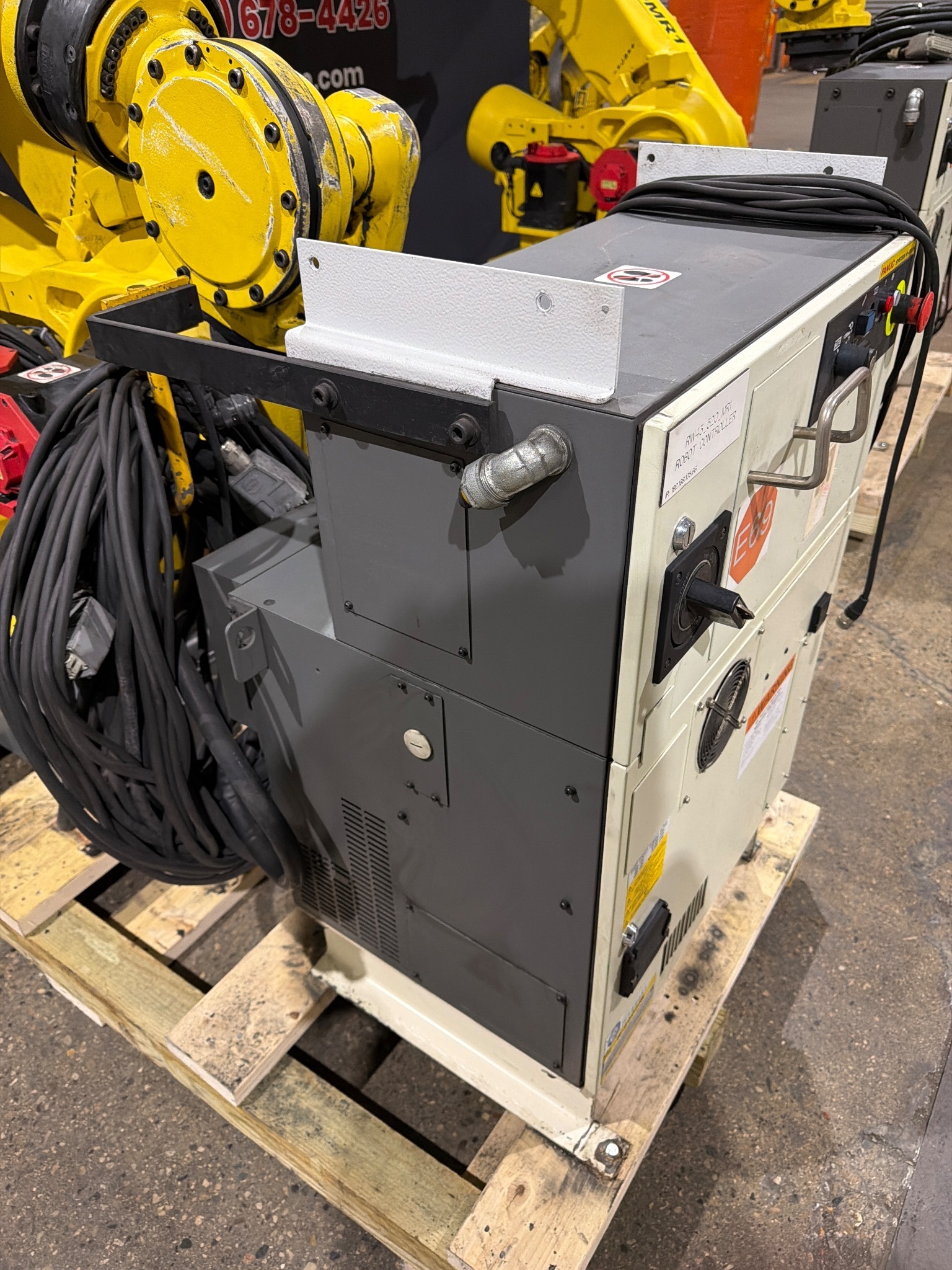 FANUC R-2000iB/210F w/ R-30iB Controls USED - No Pendant 11