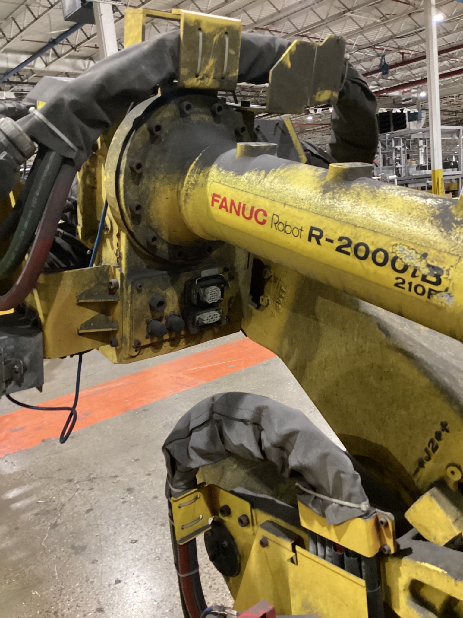 FANUC R-2000iB/210F w/ R-30iB Controls USED - Missing Teach Pendant 5