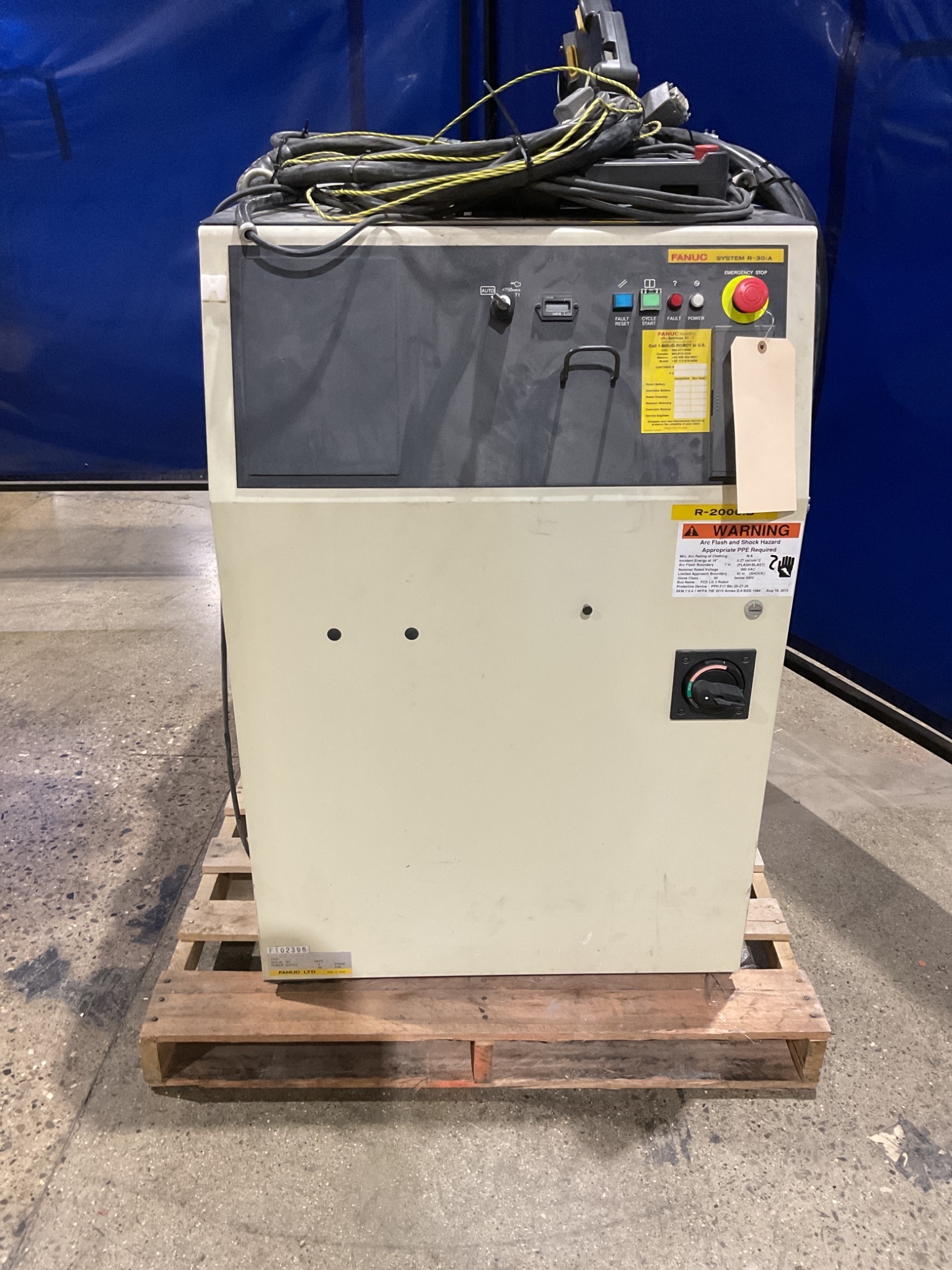 FANUC R-2000IB/165F Complete w/ R30IA CONTROLLER - USED 4