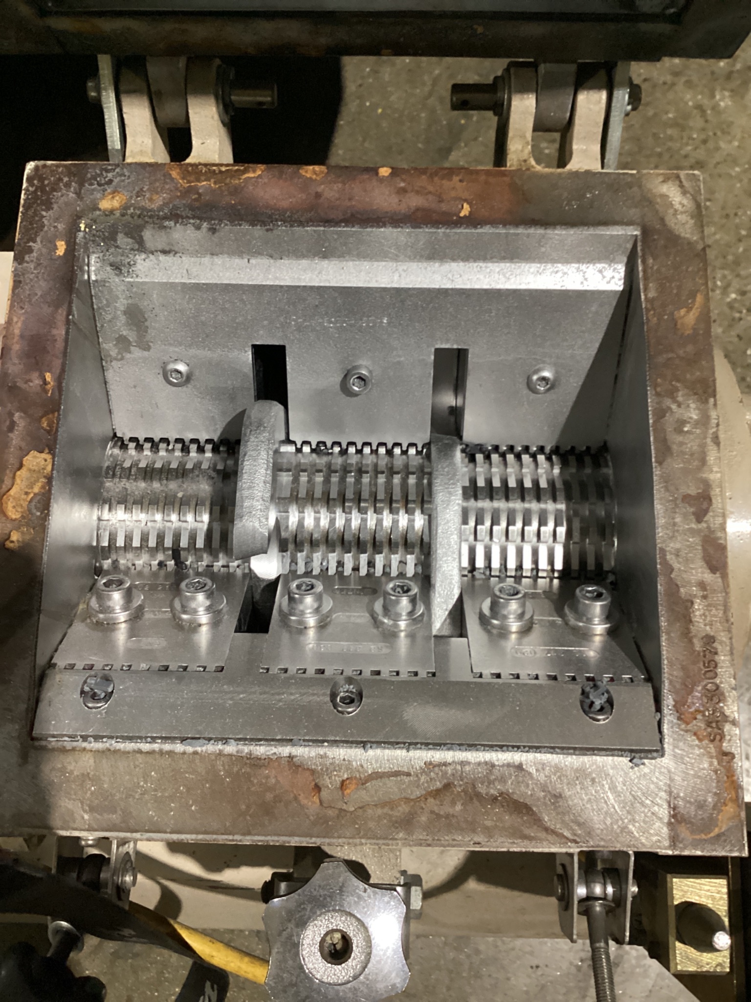 NISSUI SA-23 Low-Speed Screenless Granulator 460V USED 7