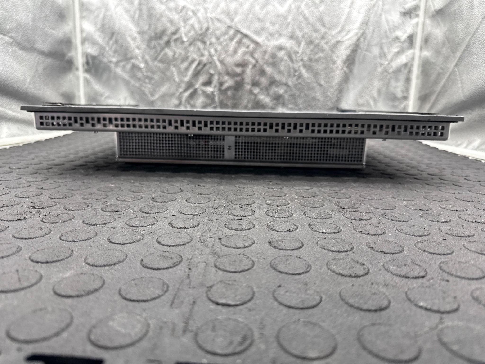 SIEMENS 6AV7240‑8EM07‑0PA0 SIMATIC IPC477D Panel PC USED 2