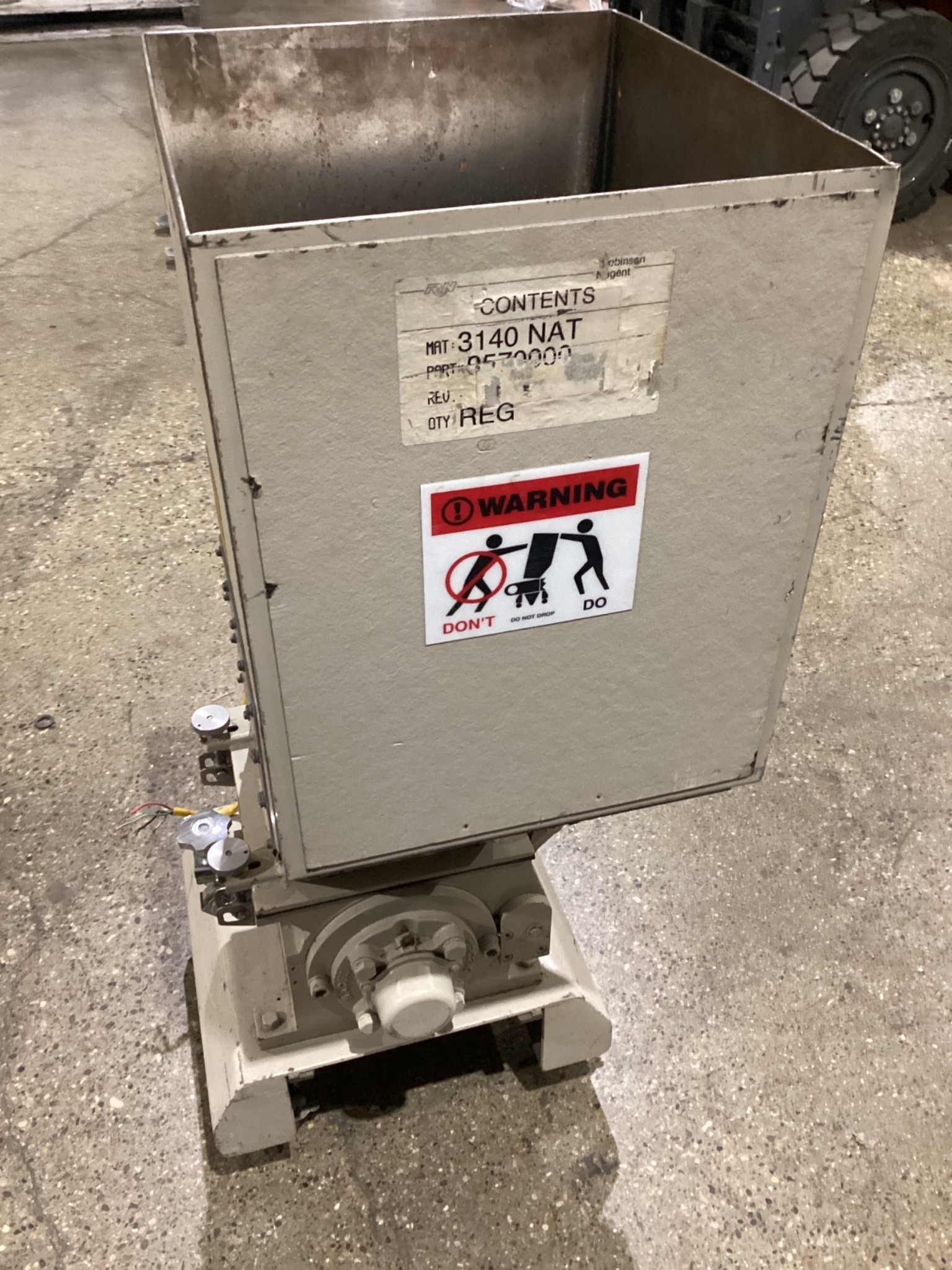 NISSUI SA-23 Low-Speed Screenless Granulator 460V W USED 4